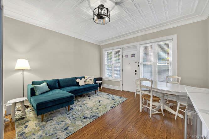 105 Seventh Street # 10, Garden City, NY 11530