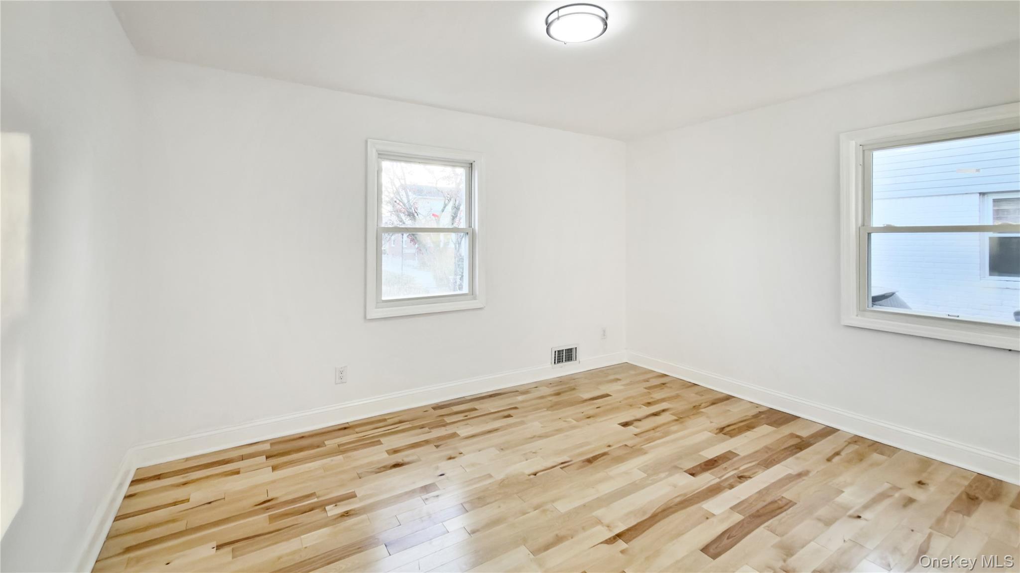 15 Circle Drive, Hempstead, NY 11550