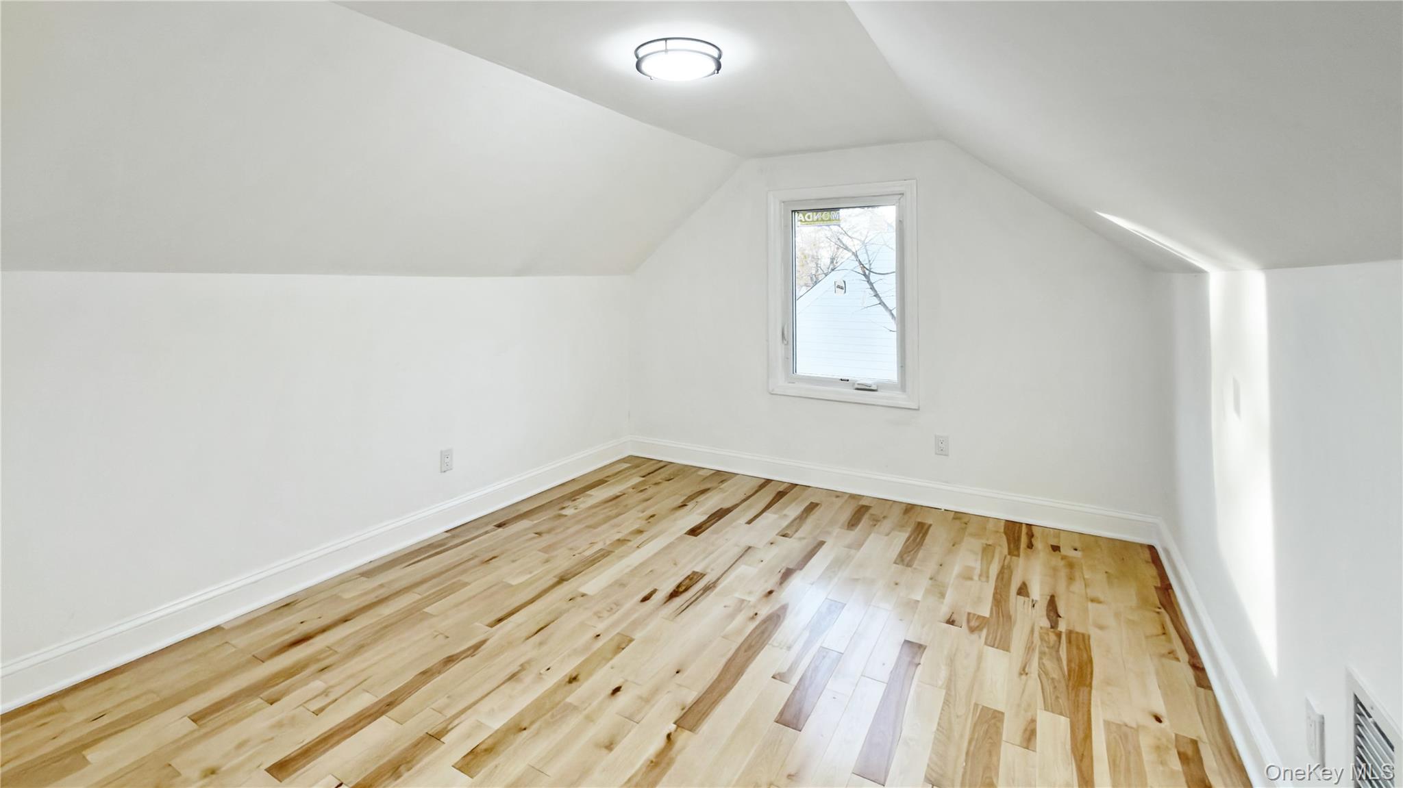 15 Circle Drive, Hempstead, NY 11550