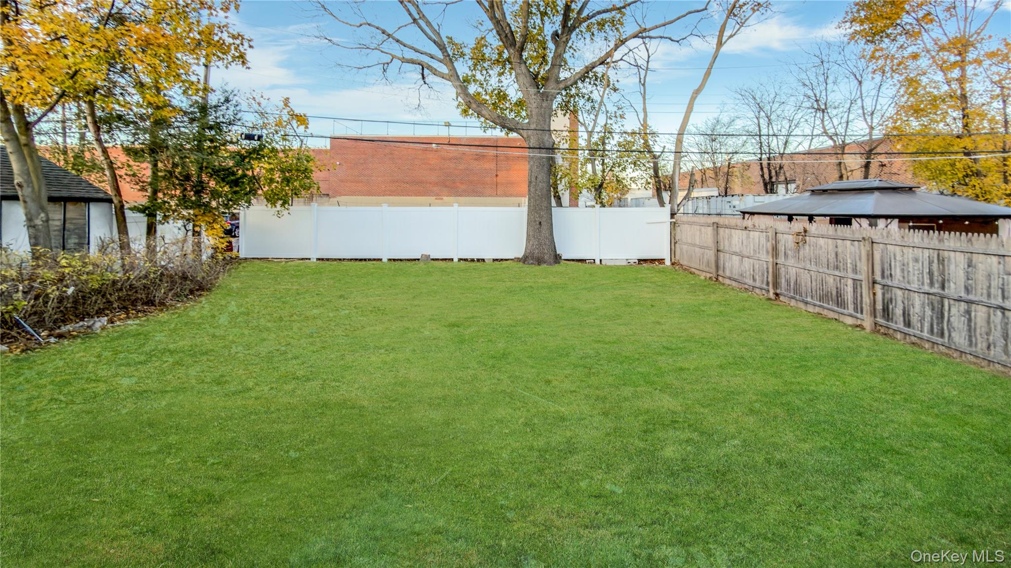 15 Circle Drive, Hempstead, NY 11550