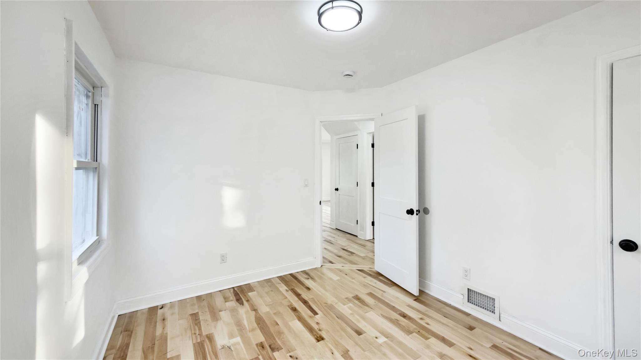 15 Circle Drive, Hempstead, NY 11550