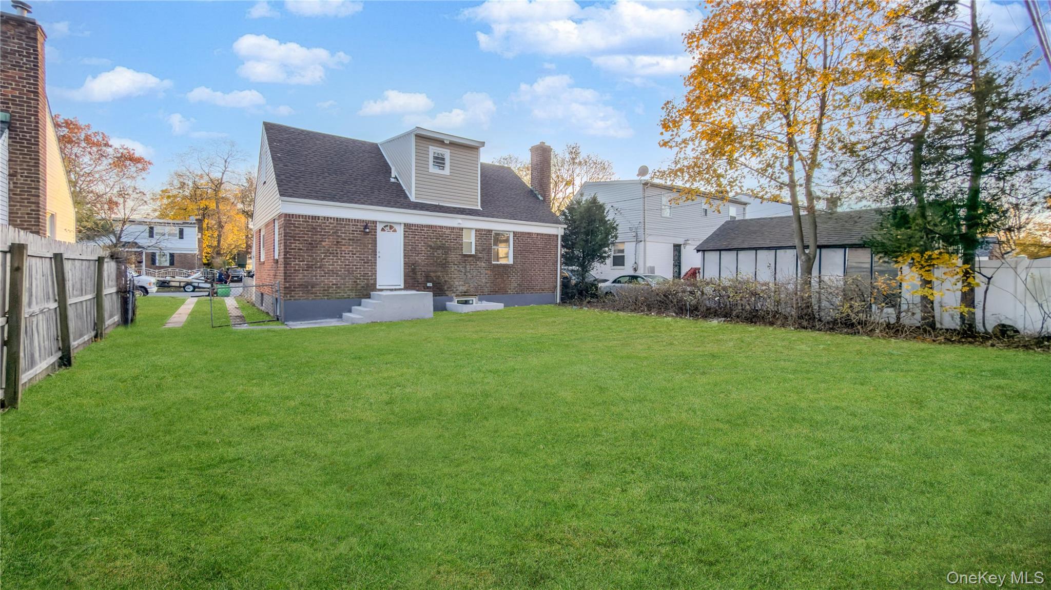 15 Circle Drive, Hempstead, NY 11550