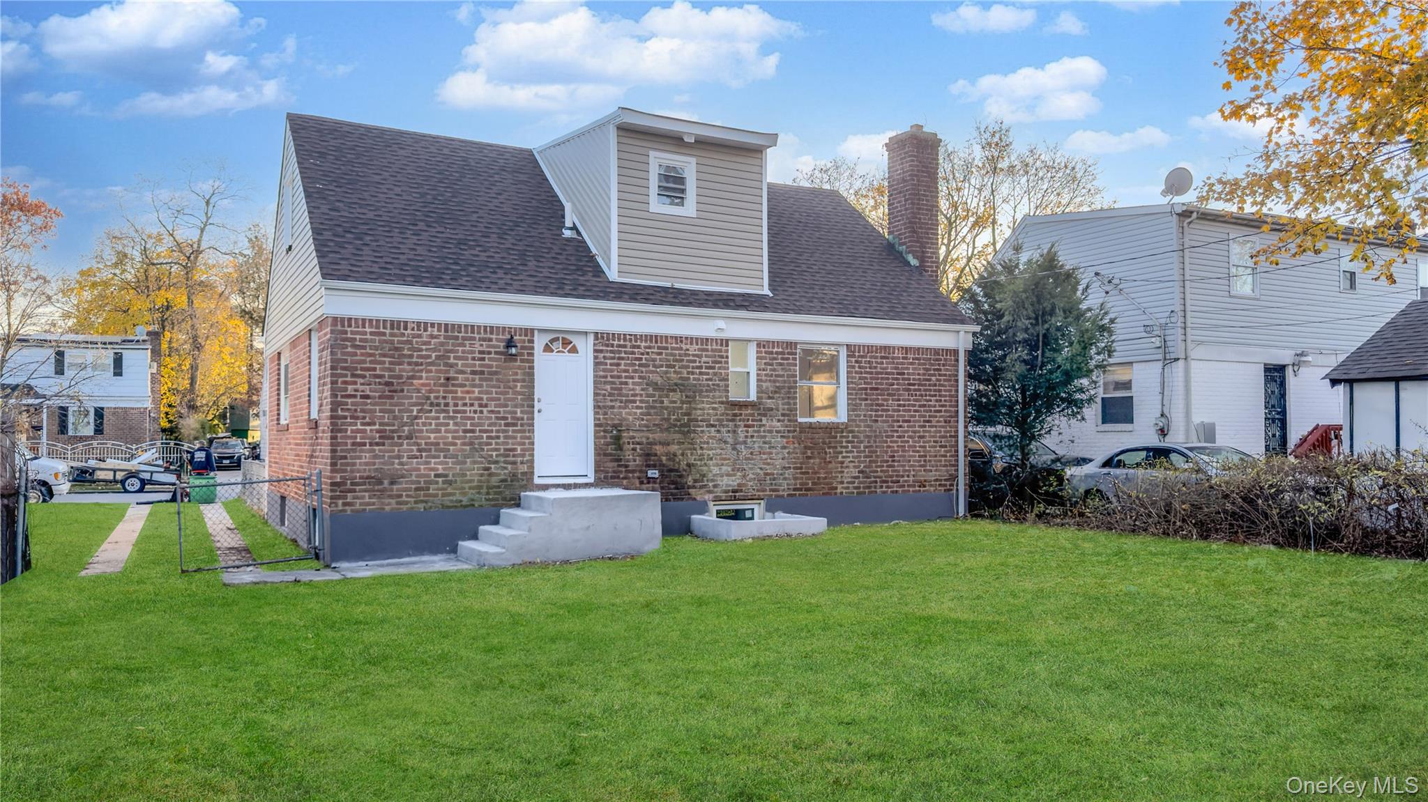 15 Circle Drive, Hempstead, NY 11550