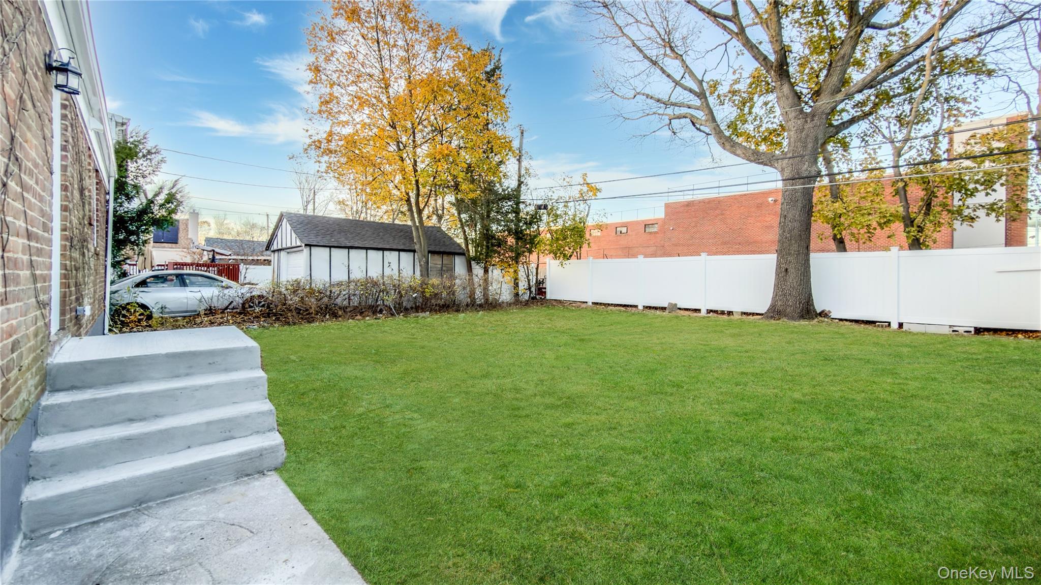 15 Circle Drive, Hempstead, NY 11550