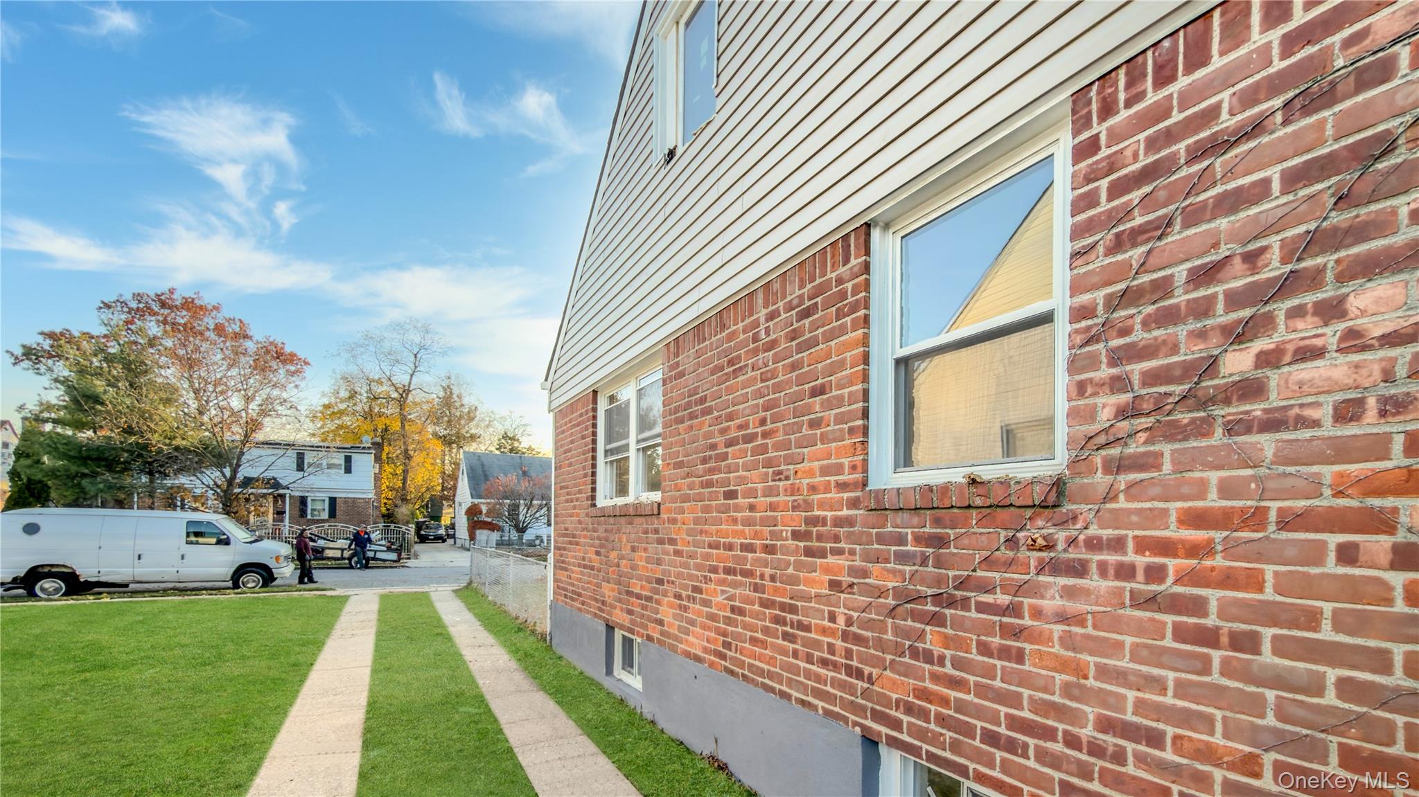 15 Circle Drive, Hempstead, NY 11550