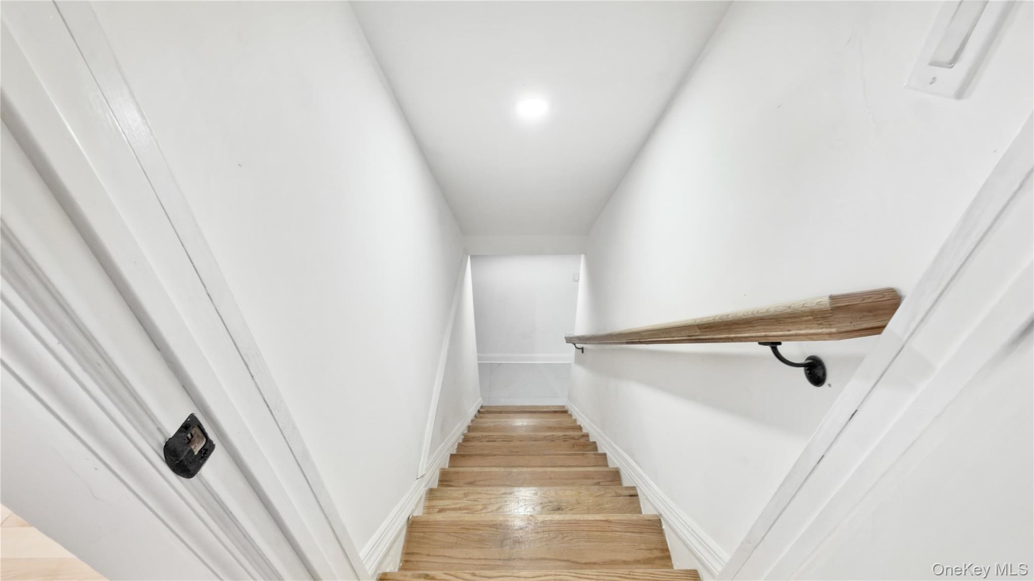 15 Circle Drive, Hempstead, NY 11550