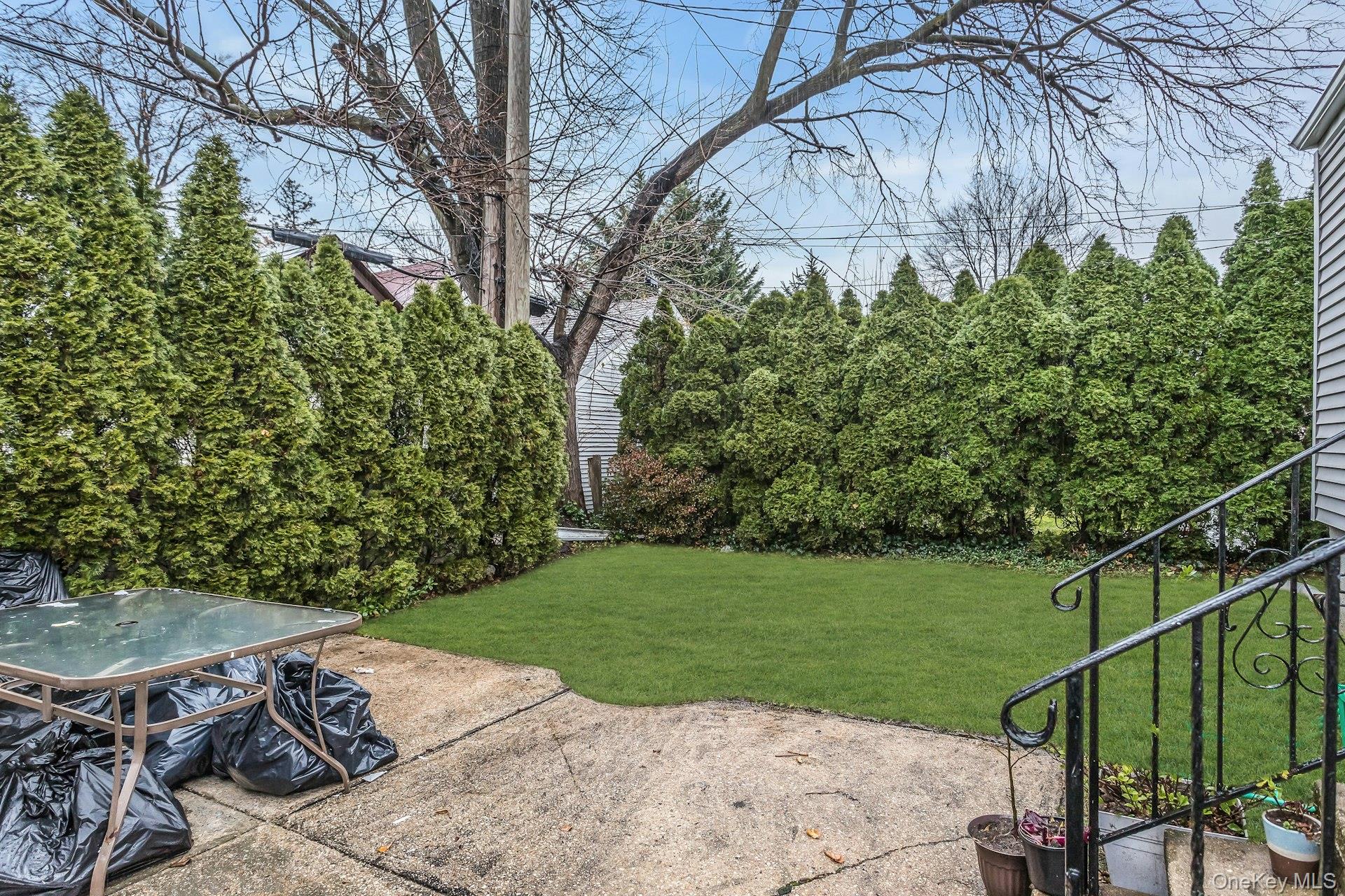 55 Willow Street, Garden City, NY 11530