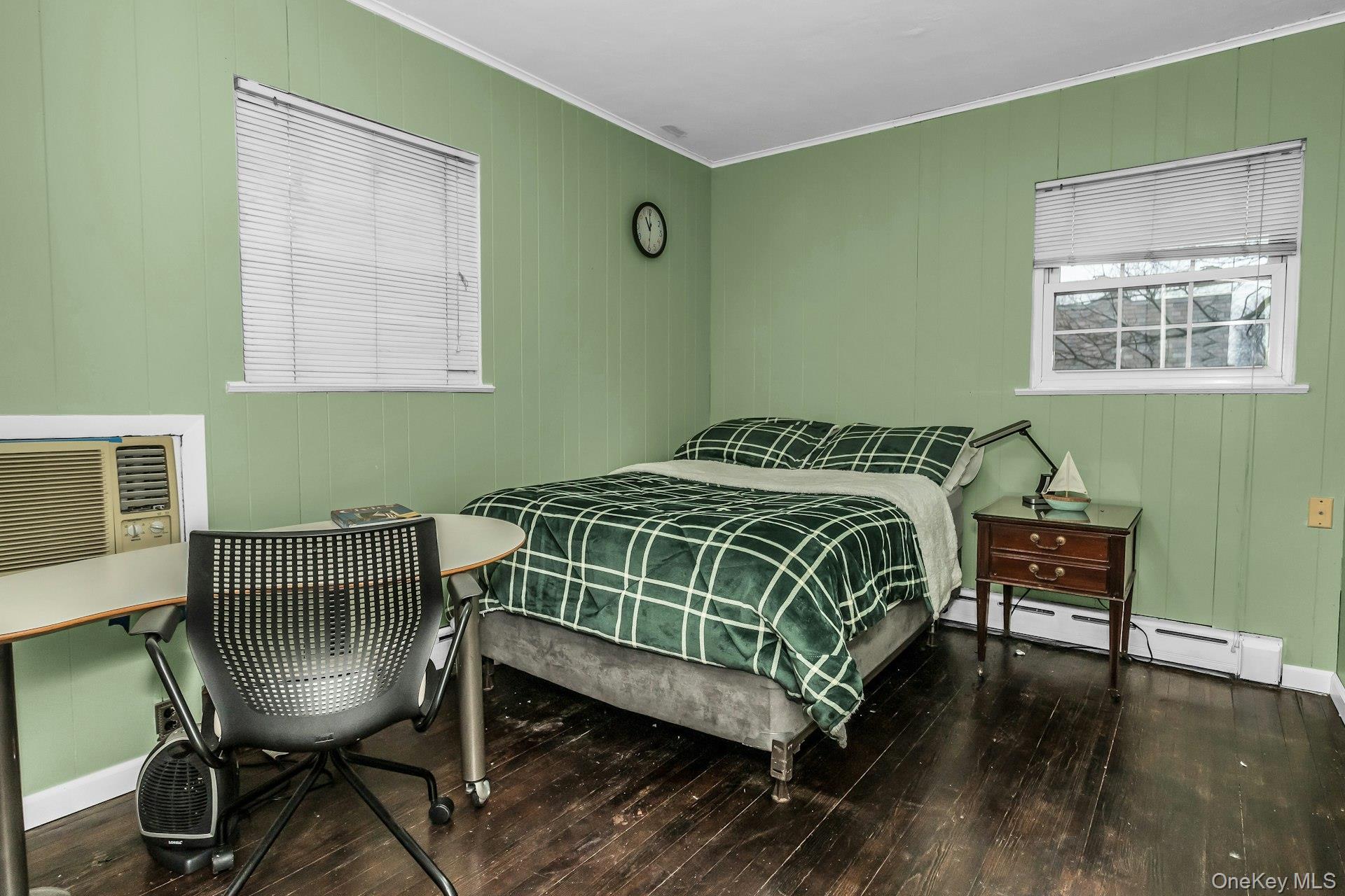 55 Willow Street, Garden City, NY 11530