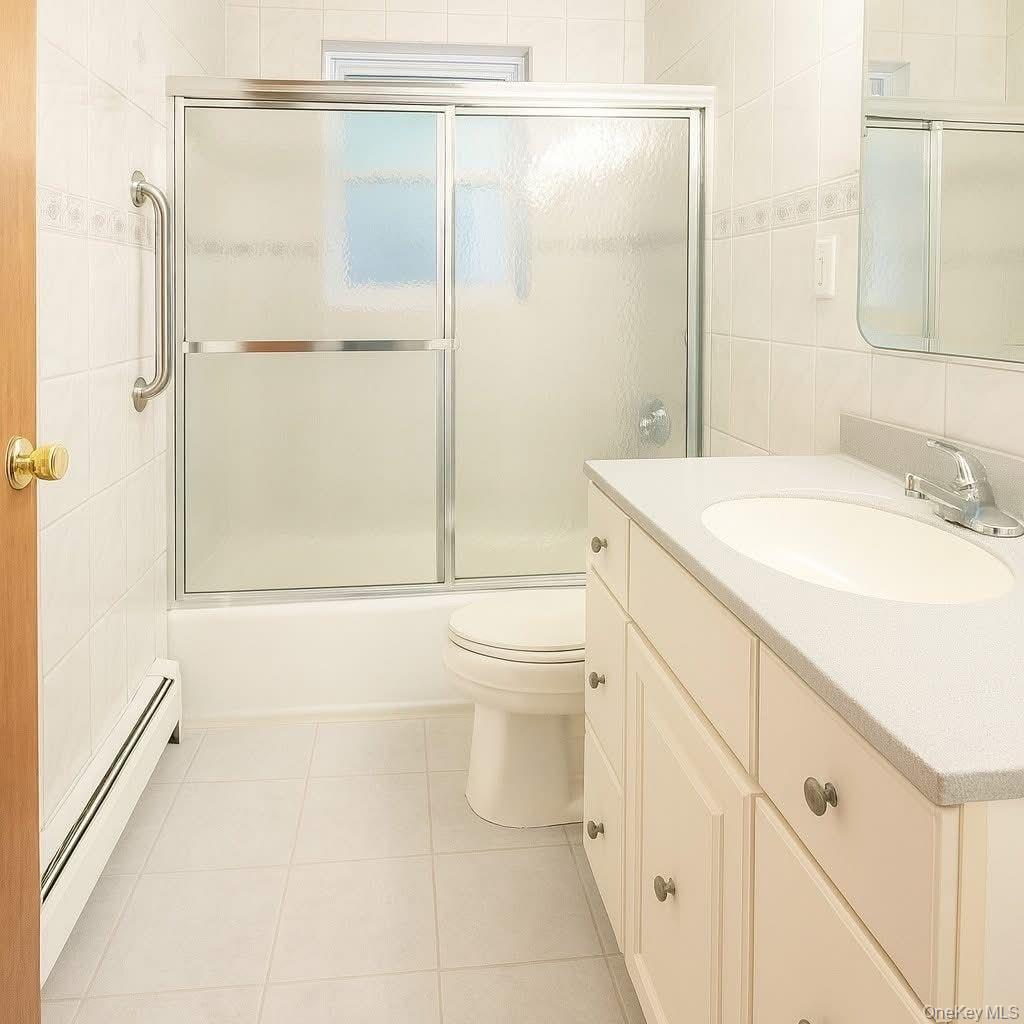 11 Pearl Street, Holbrook, NY 11741