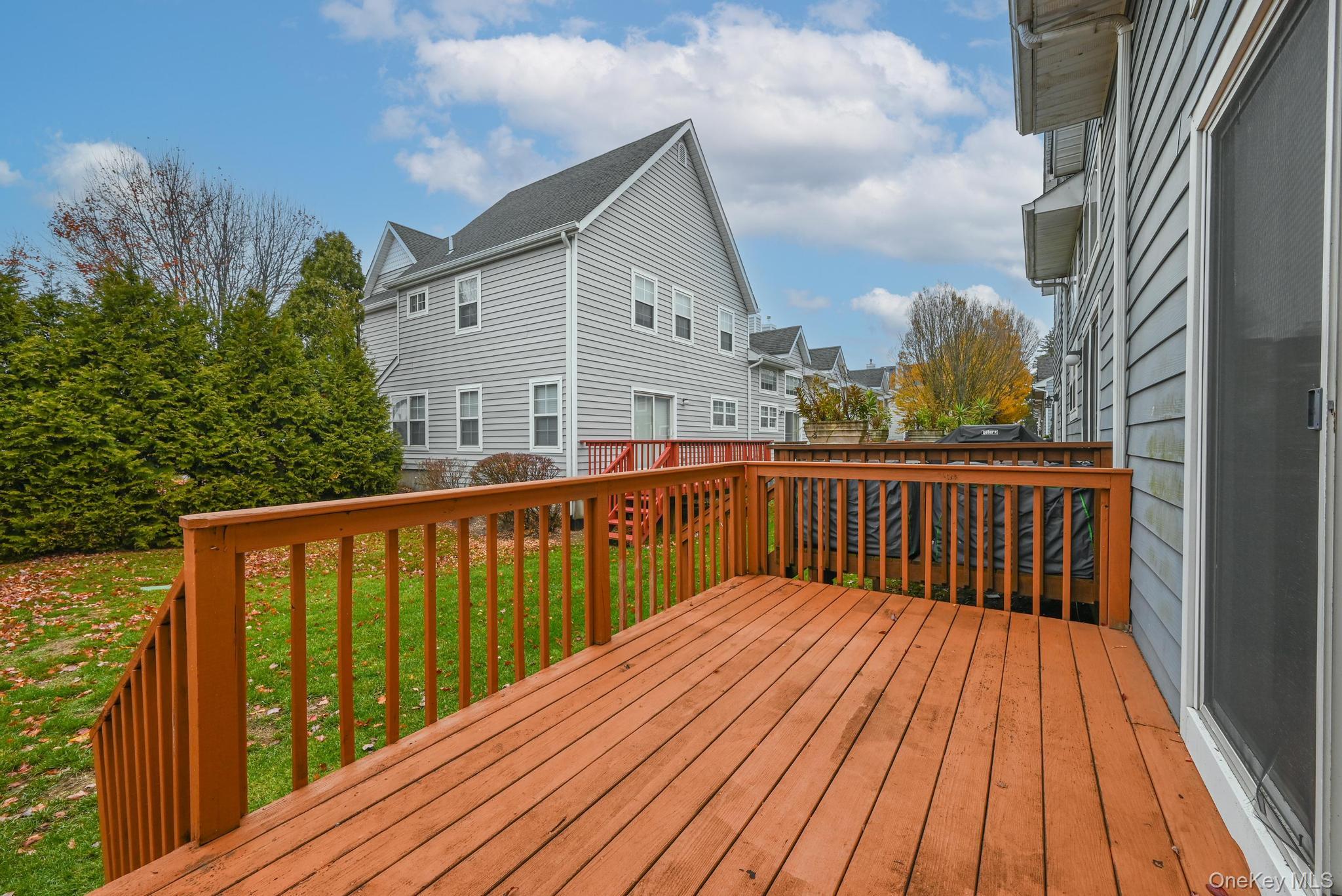 11 Northwood Blvd, Central Islip, NY 11722