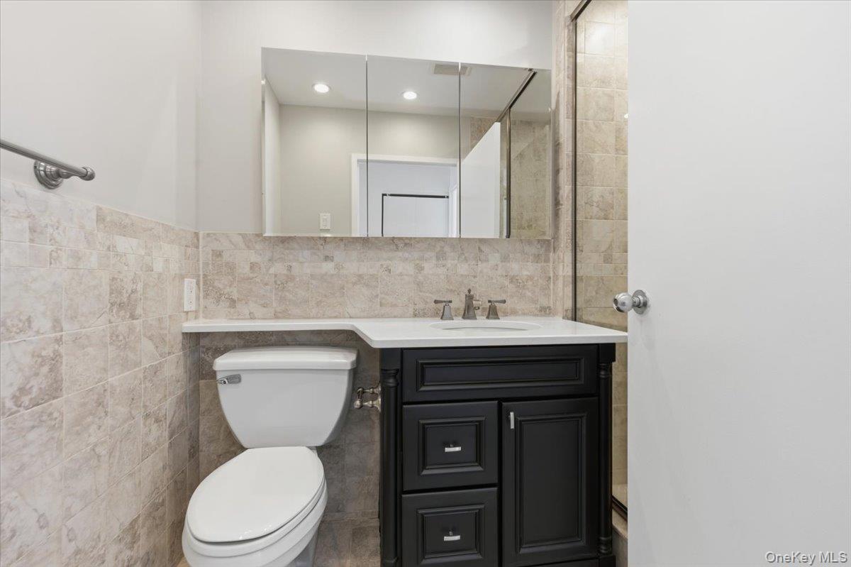 100 W Broadway # 7C, Long Beach, NY 11561