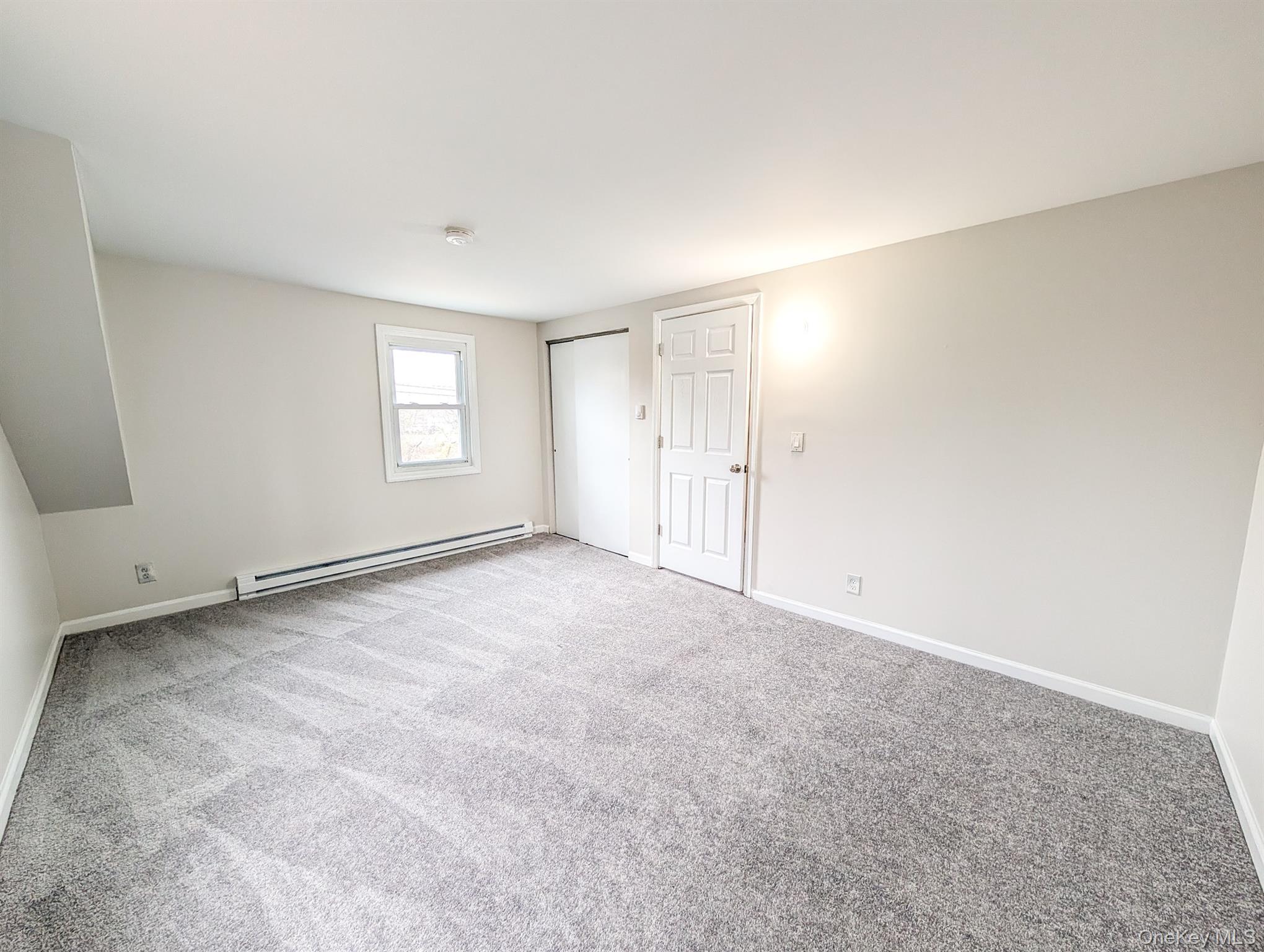 1932 Joshuas Path, Central Islip, NY 11722