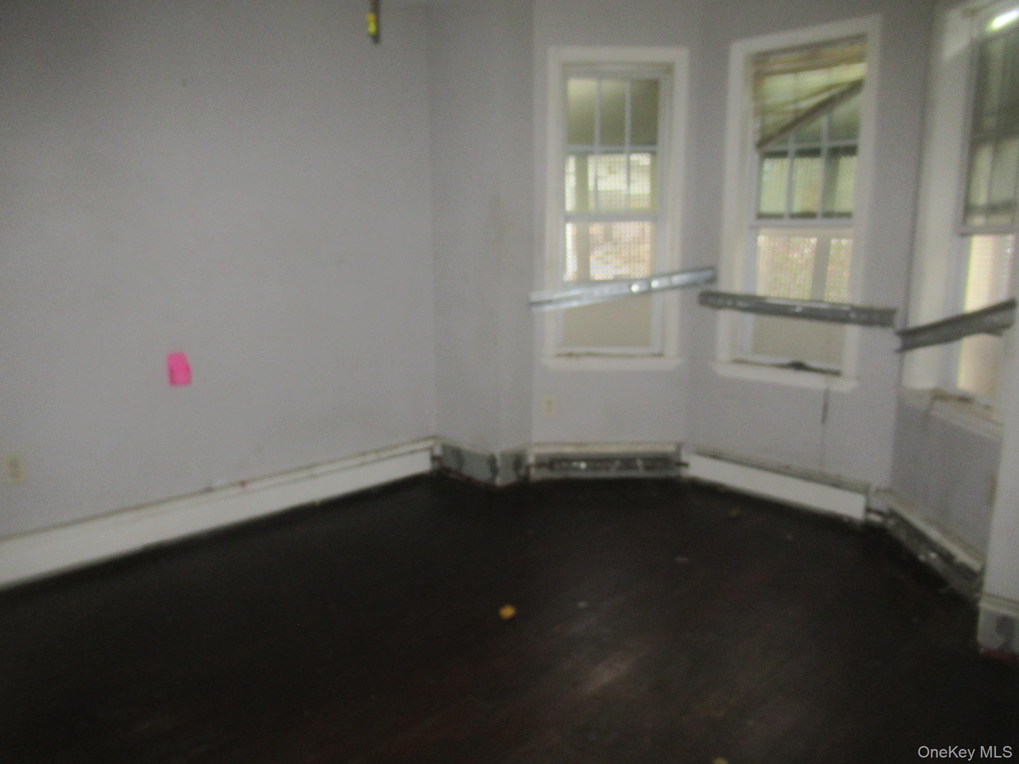 35 Carpenter Avenue, Newburgh, NY 12550