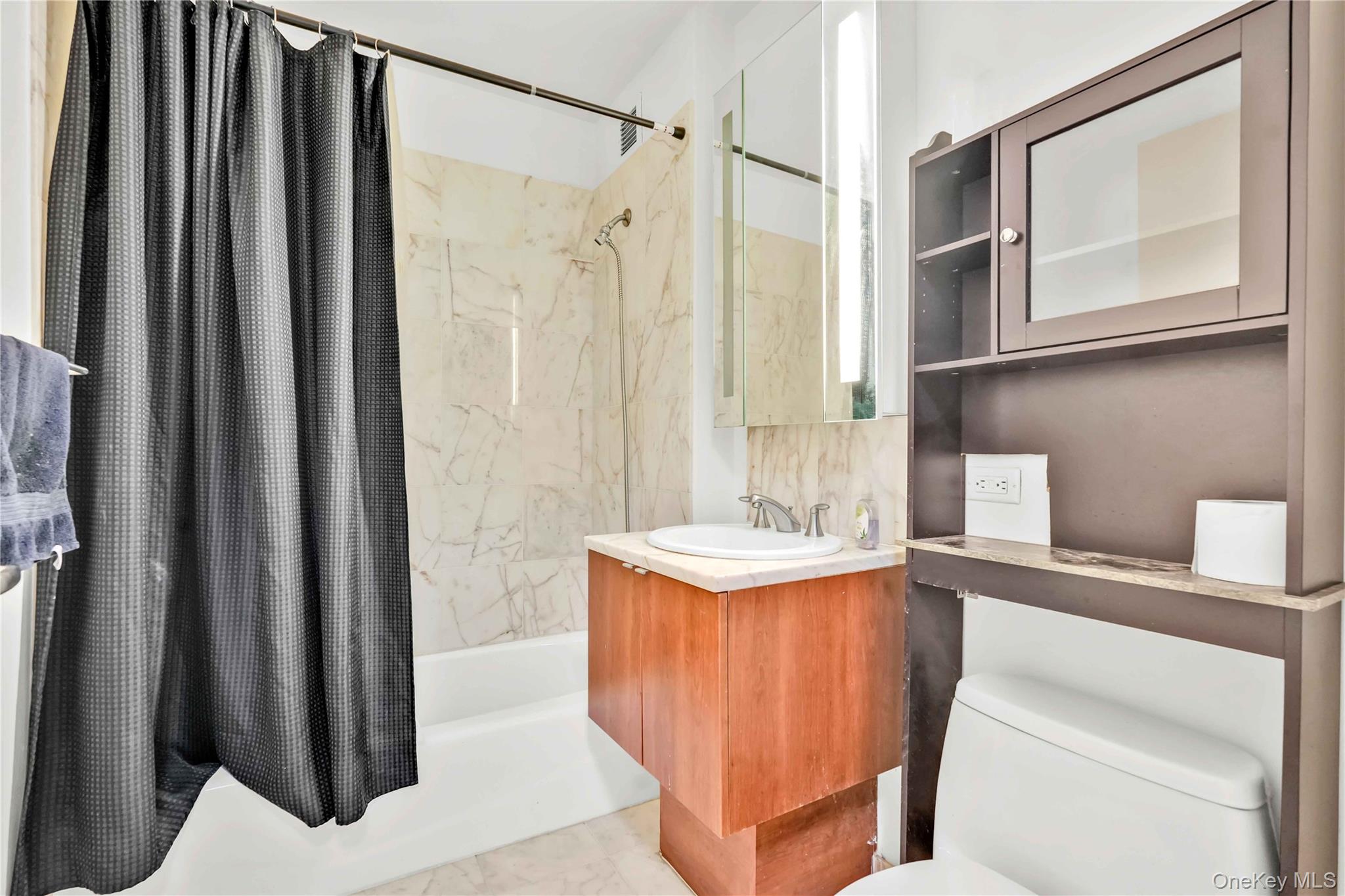 107-24 71 Road # 2F, Forest Hills, NY 11375