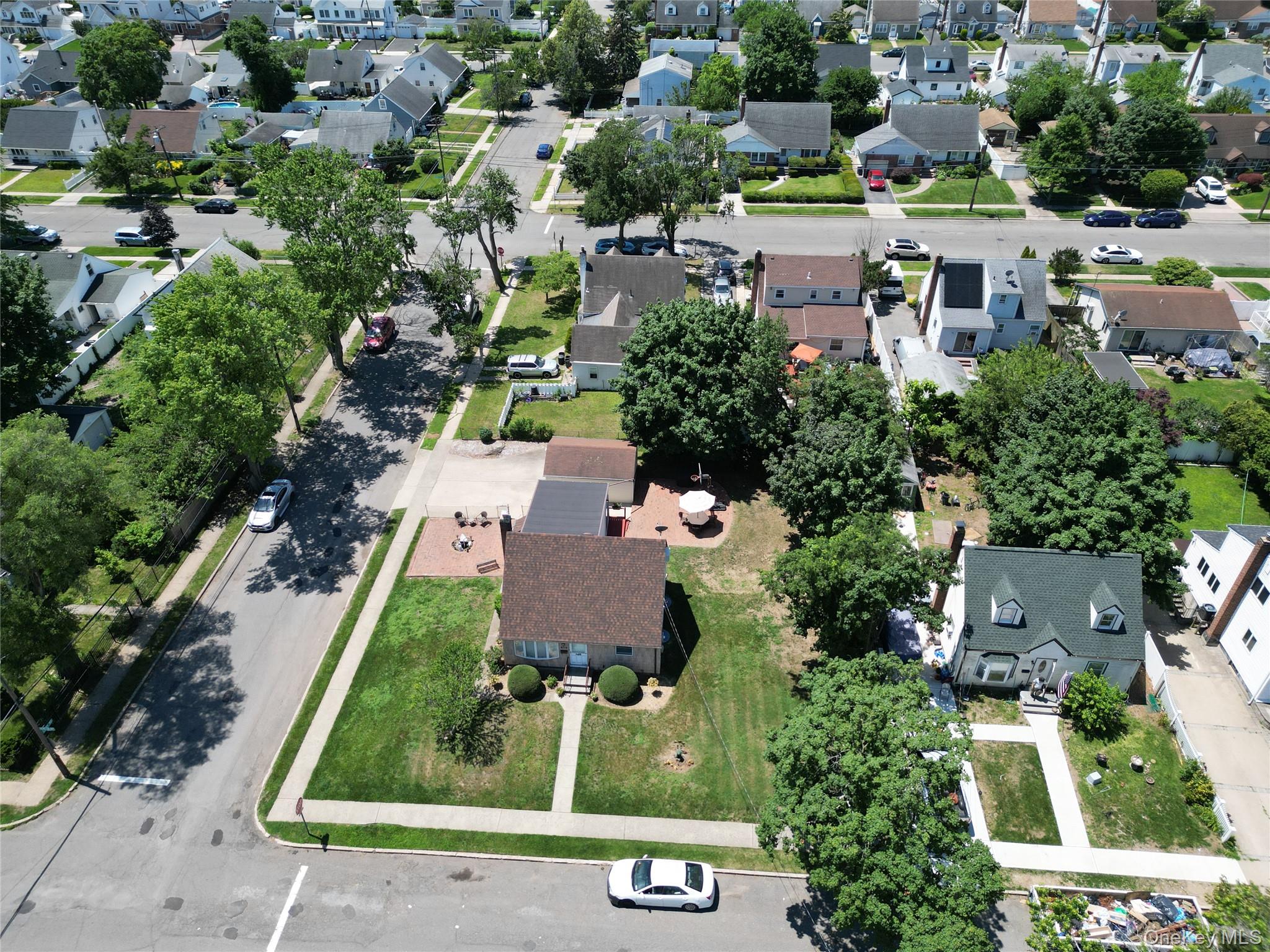 979 Merillon Avenue, Westbury, NY 11590