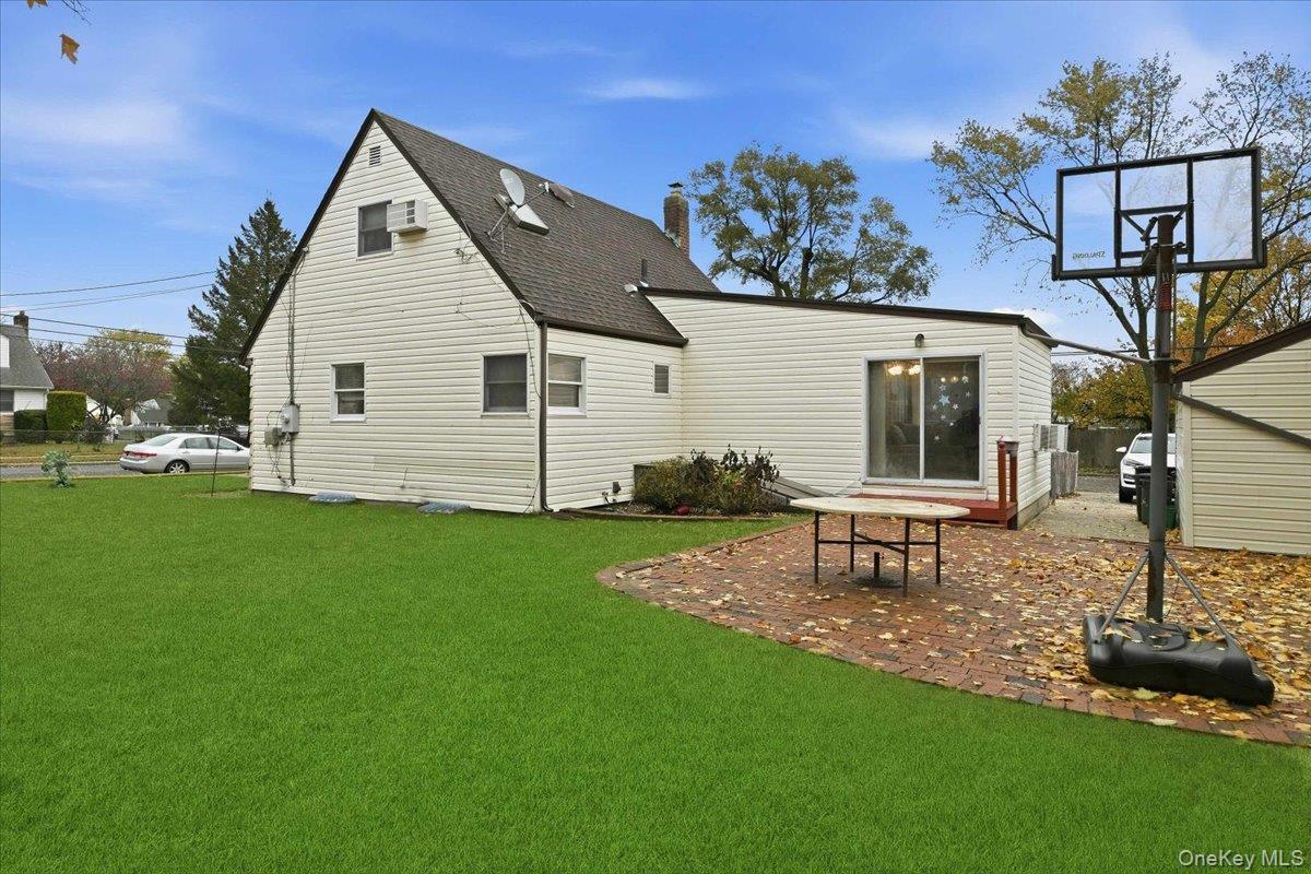 979 Merillon Avenue, Westbury, NY 11590