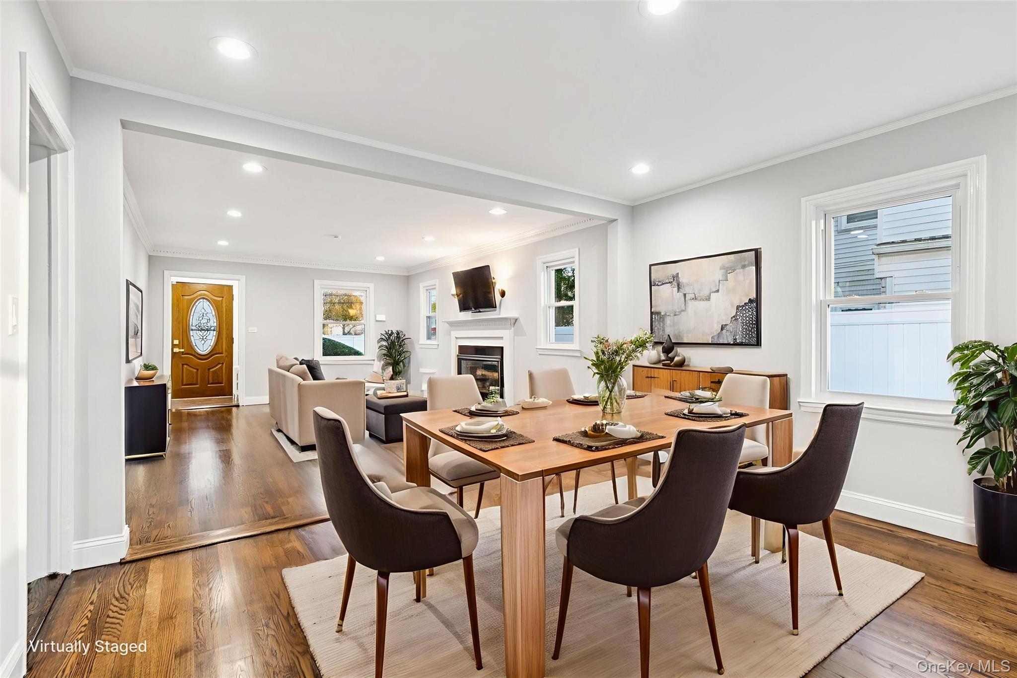 61 Harris Avenue, Hewlett, NY 11557