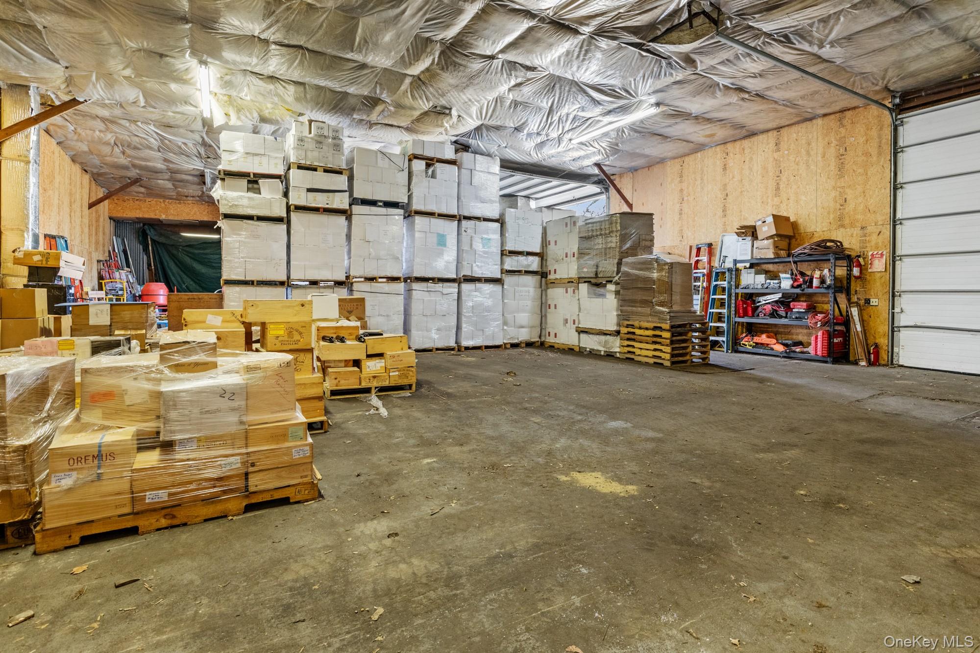 1800 Sound Avenue, Mattituck, NY 11952