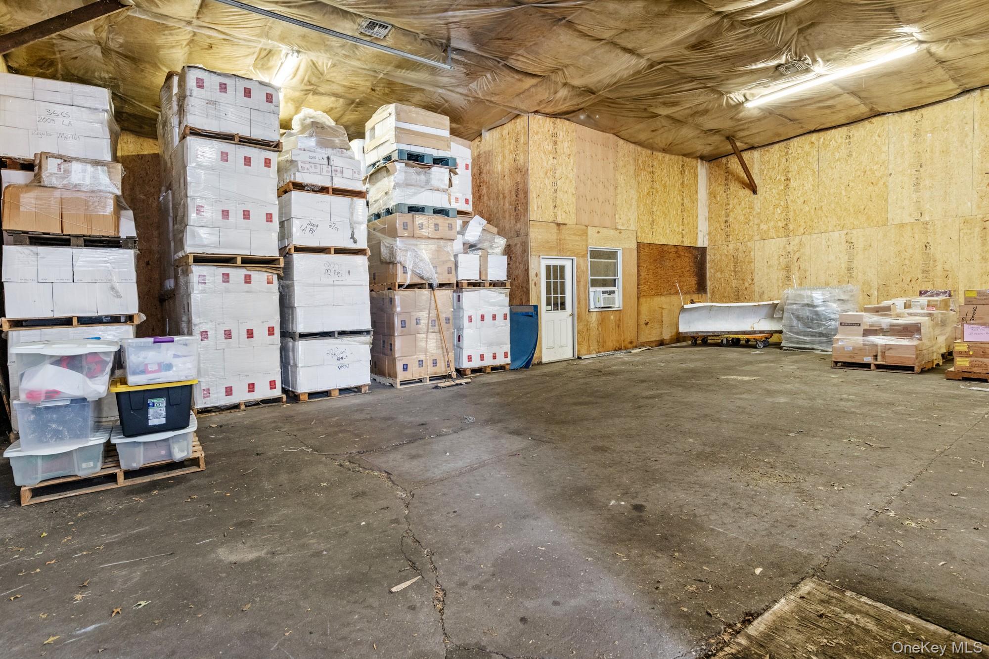 1800 Sound Avenue, Mattituck, NY 11952