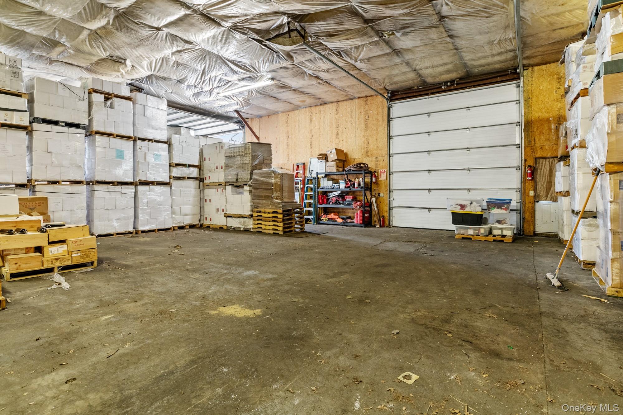 1800 Sound Avenue, Mattituck, NY 11952