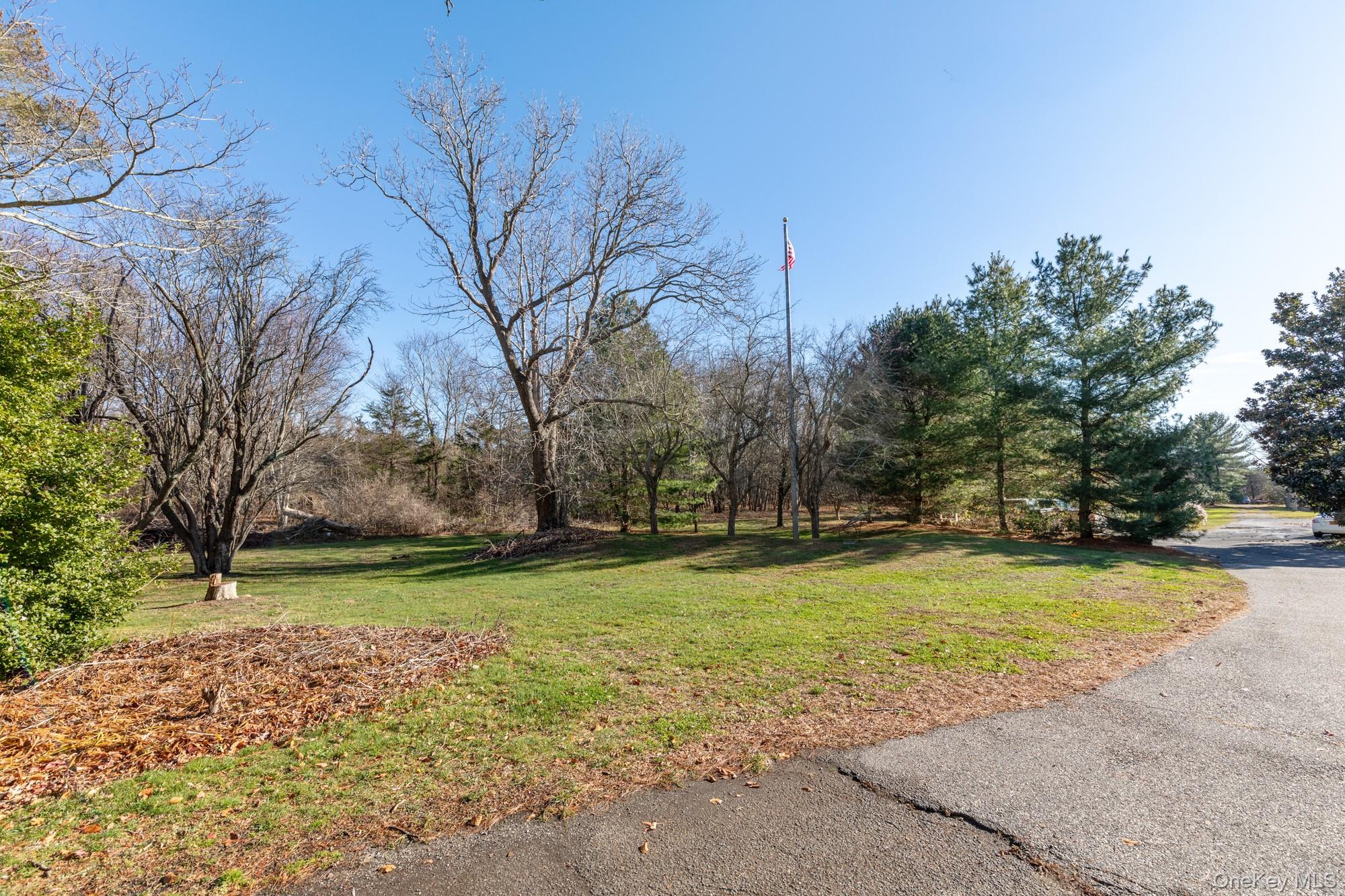 1800 Sound Avenue, Mattituck, NY 11952