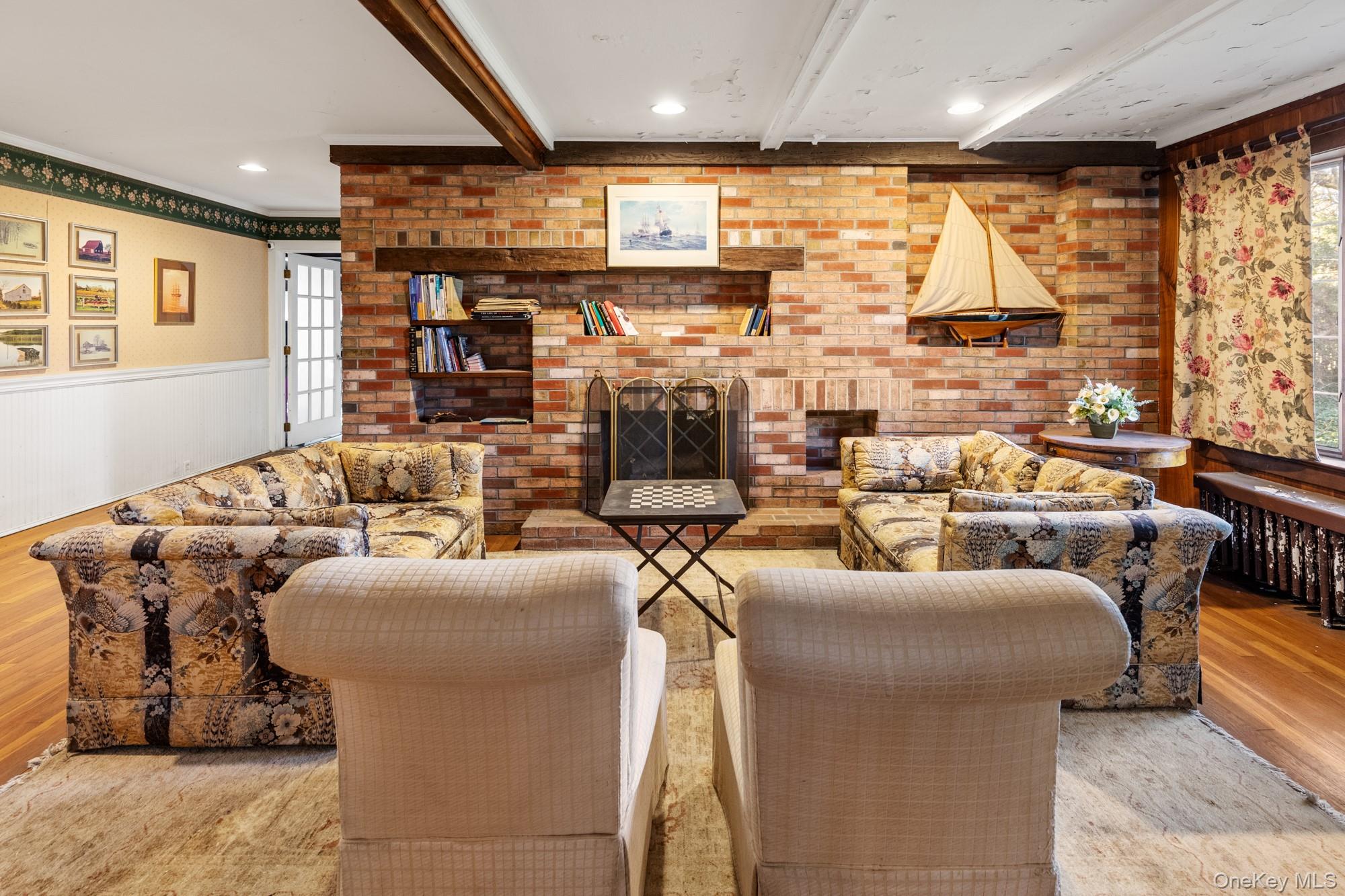 1800 Sound Avenue, Mattituck, NY 11952