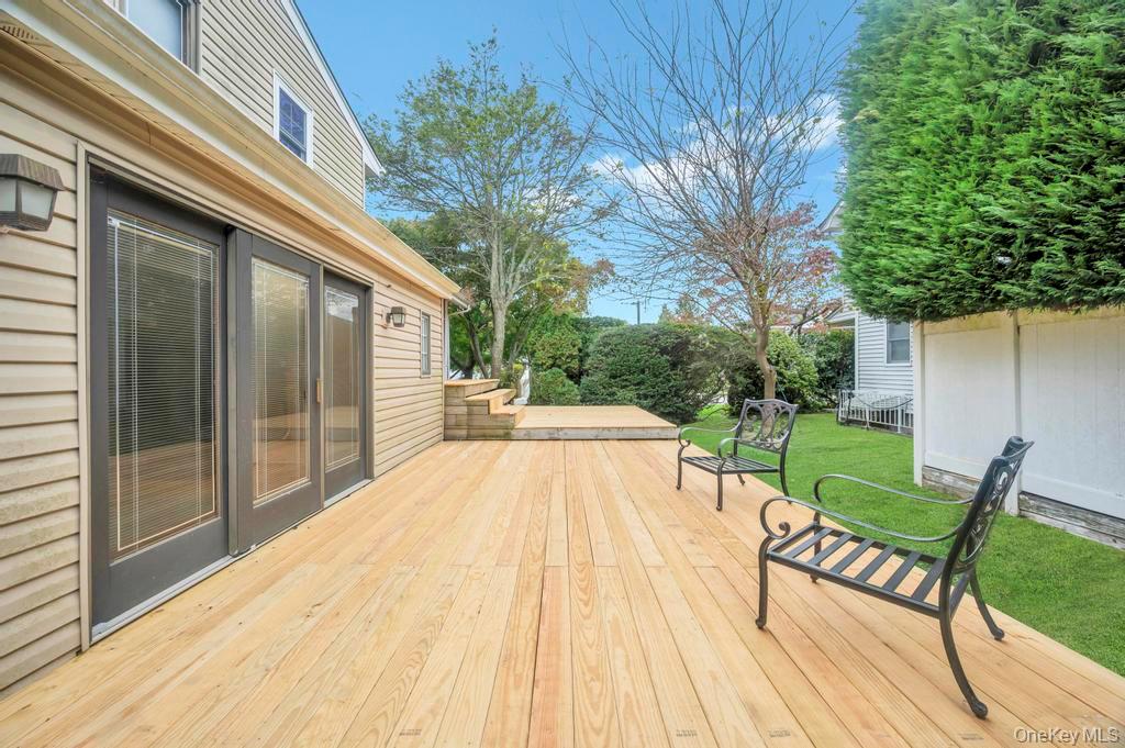 90 Rockland Drive, Jericho, NY 11753