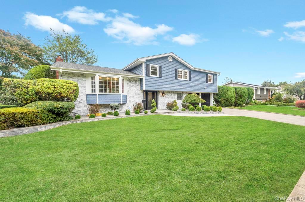 90 Rockland Drive, Jericho, NY 11753