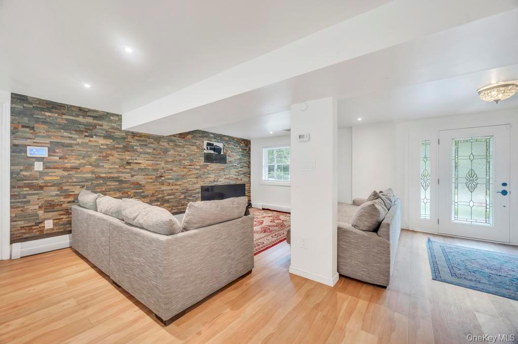 90 Rockland Drive, Jericho, NY 11753