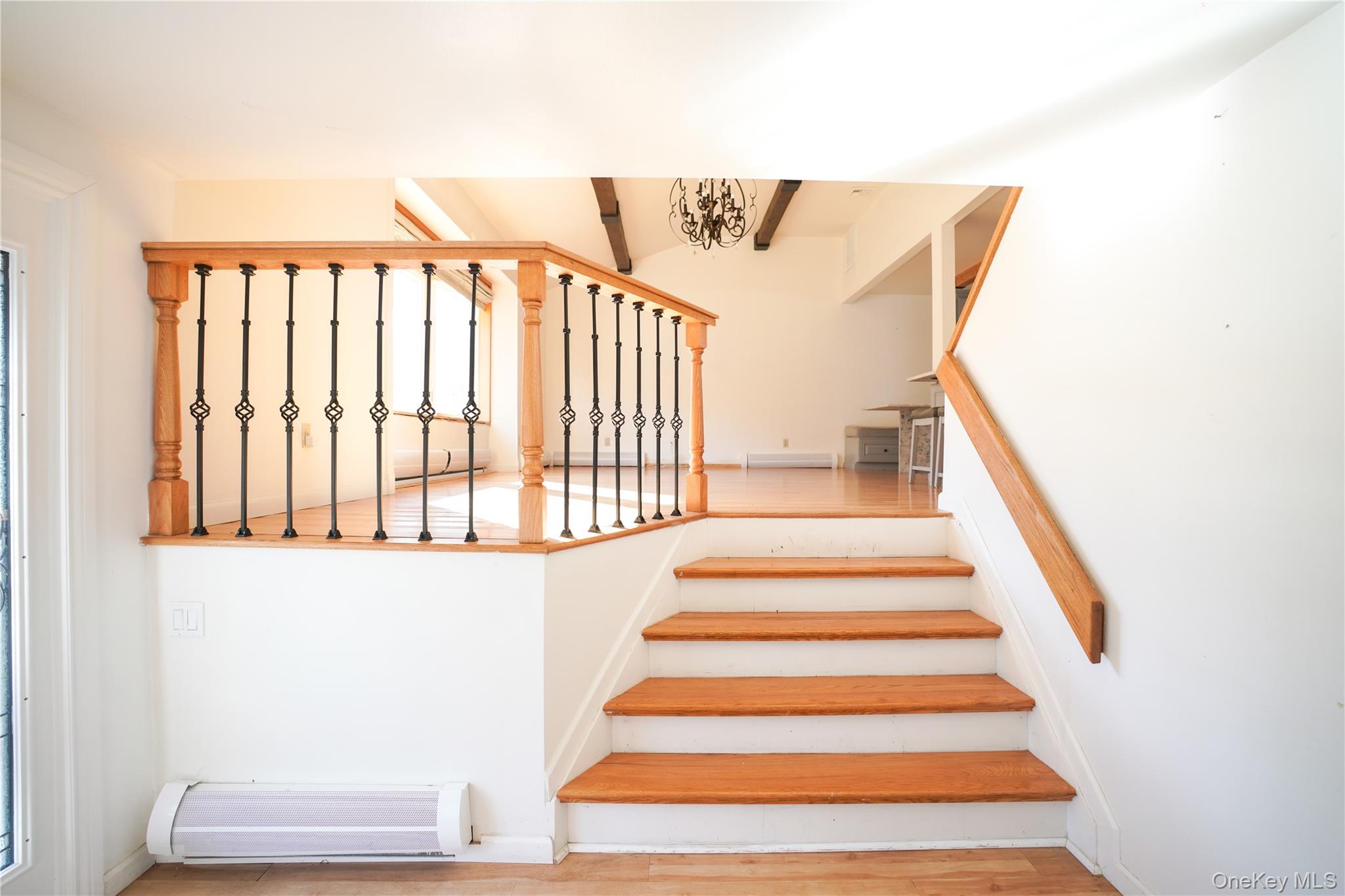 90 Rockland Drive, Jericho, NY 11753