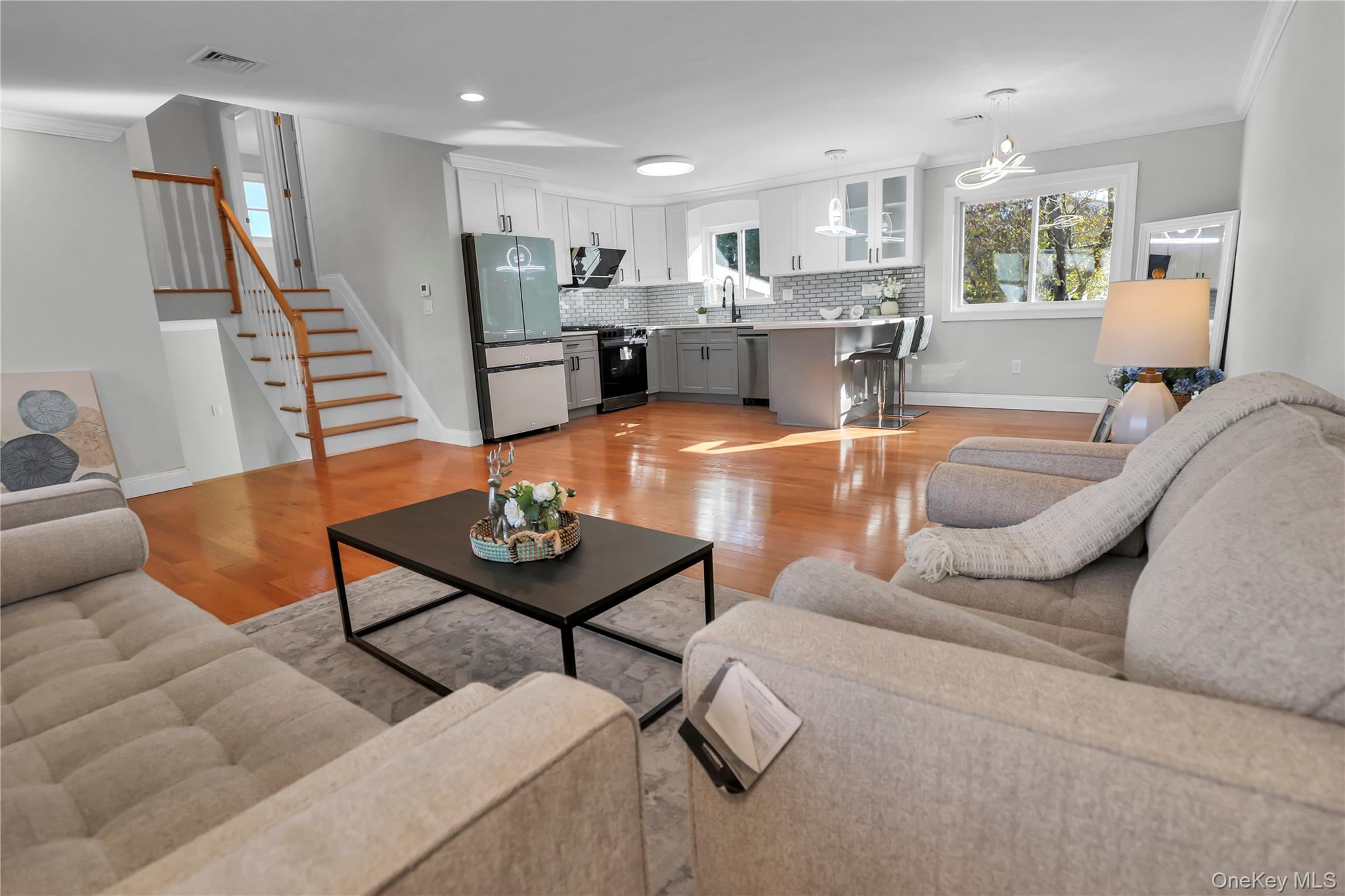 2 Walnut Drive, Syosset, NY 11791