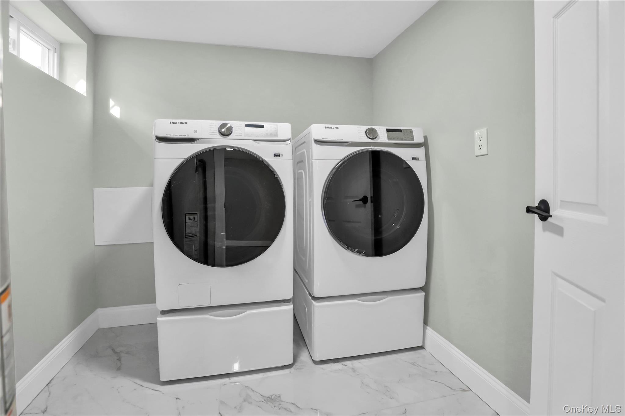 2 Walnut Drive, Syosset, NY 11791