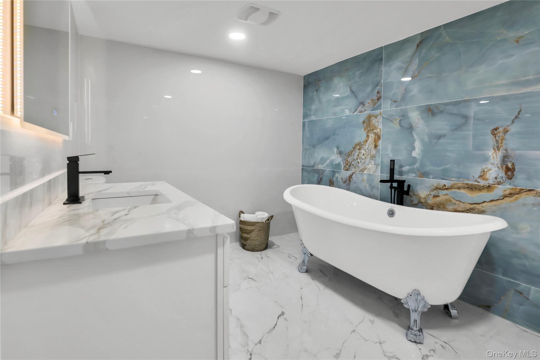 2 Walnut Drive, Syosset, NY 11791