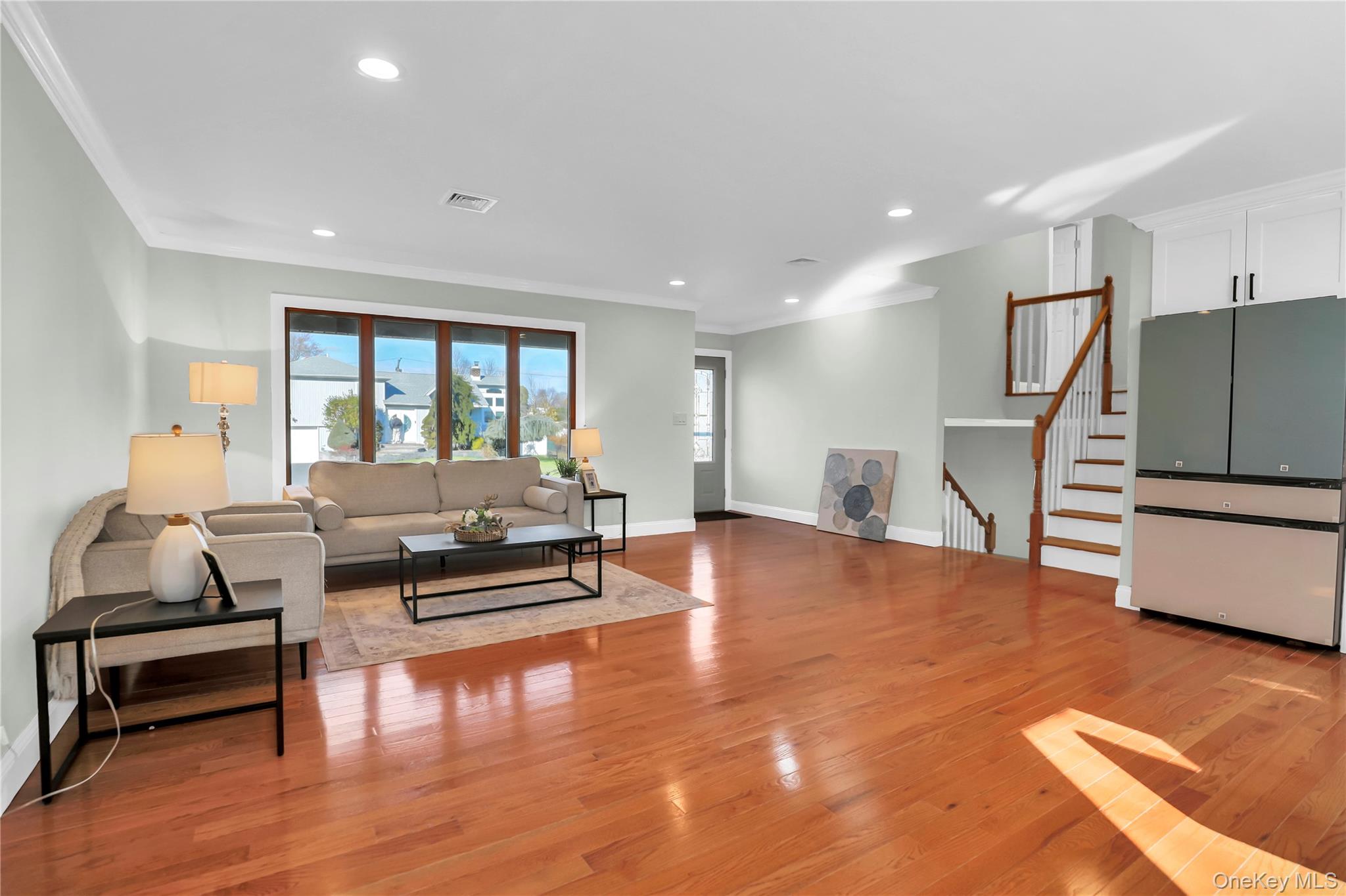 2 Walnut Drive, Syosset, NY 11791