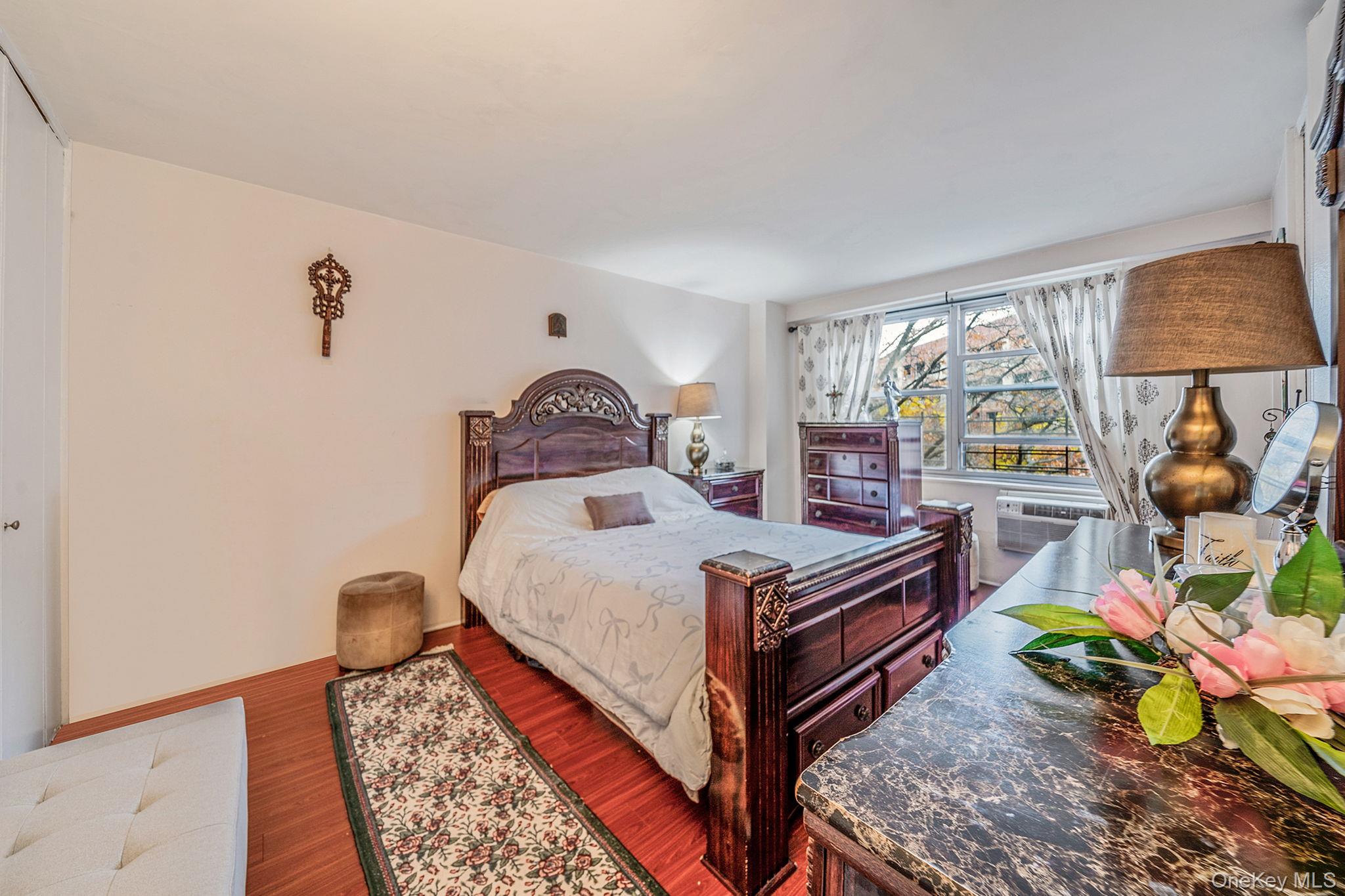 61-25 97 Street # 2B, Rego Park, NY 11374