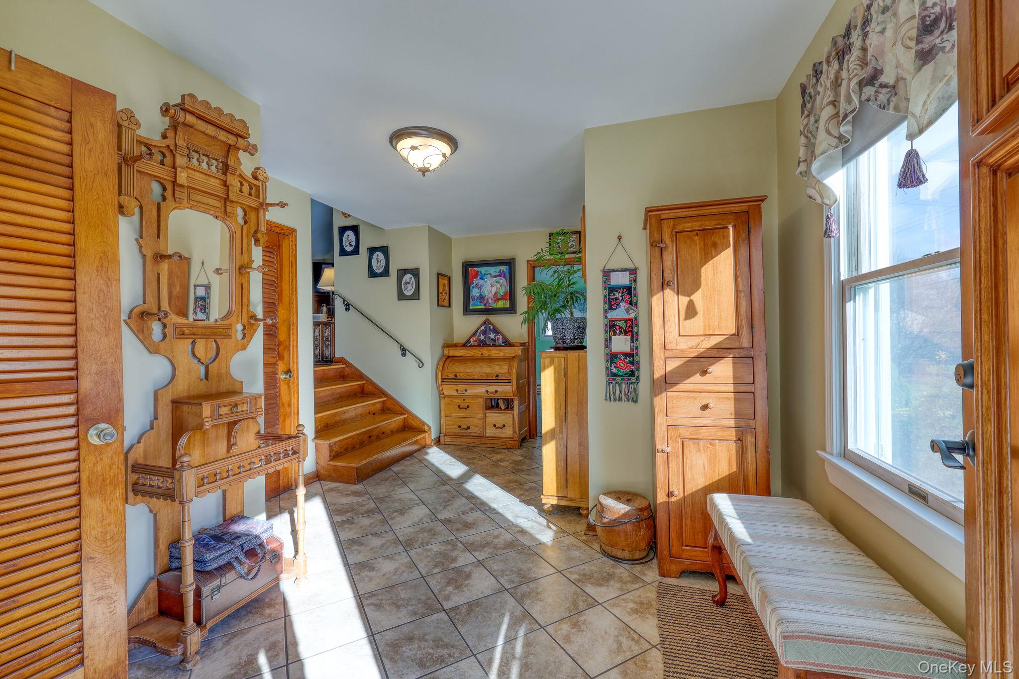 17 Homer Place, Poughkeepsie, NY 12603