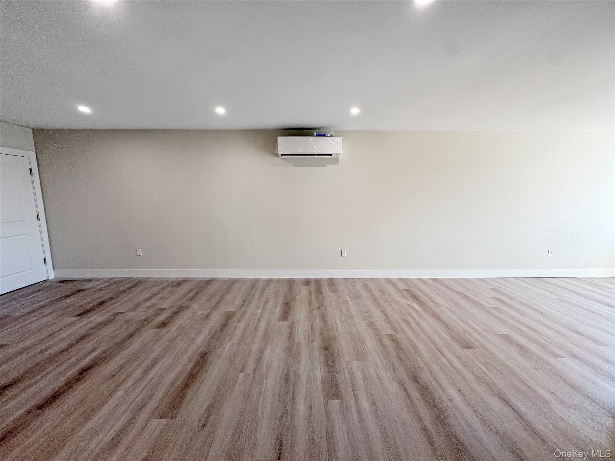 110 Jericho Turnpike, Mineola, NY 11501