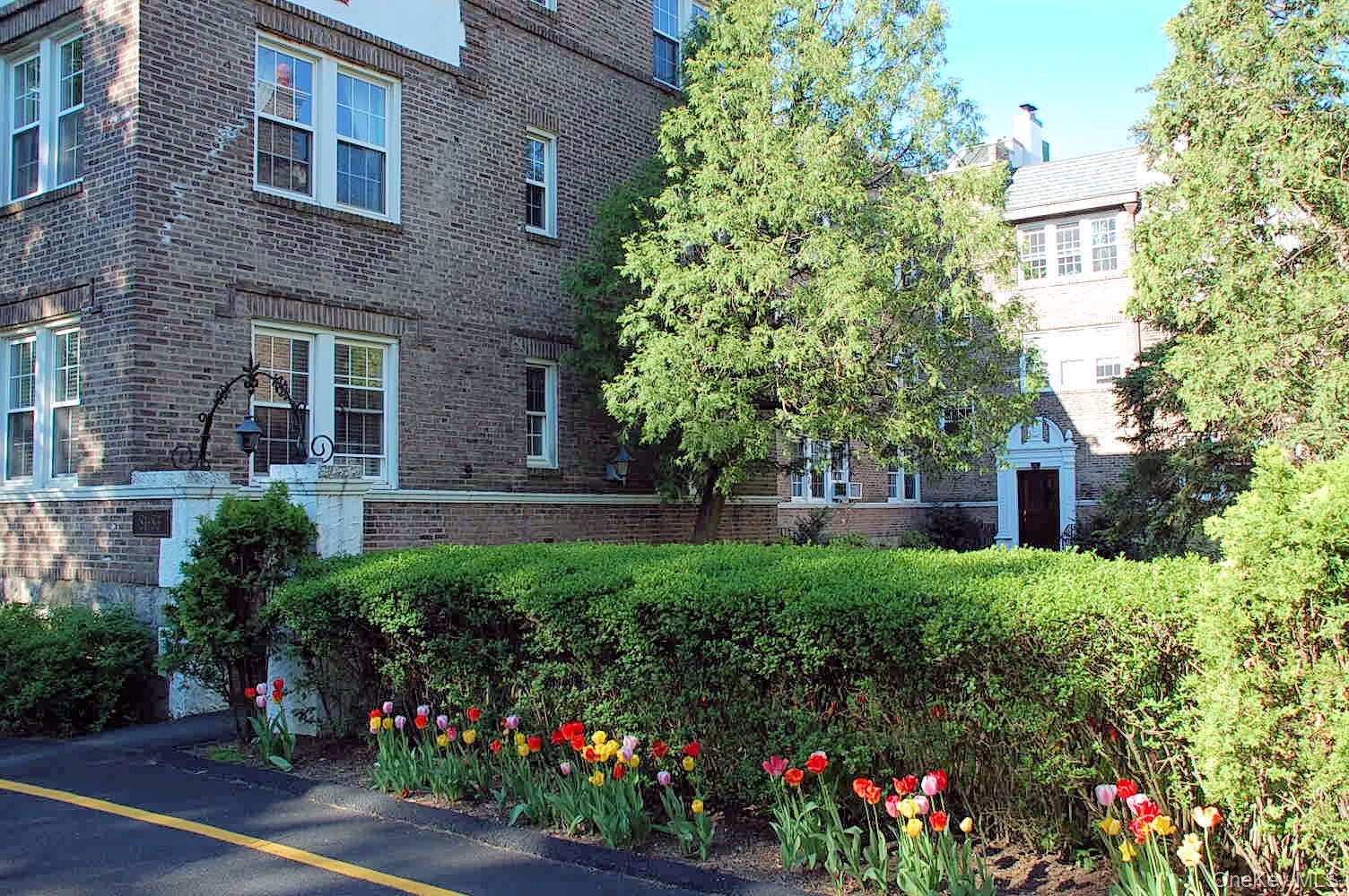 83 N Broadway # 3E, White Plains, NY 10603