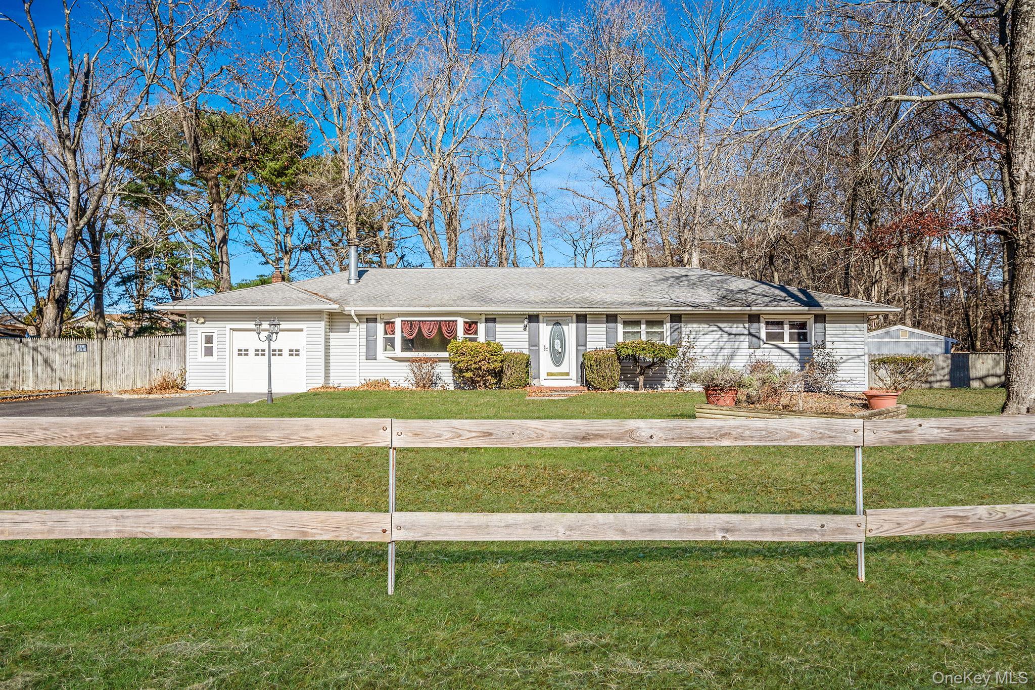 17 Coram Swezeytown Road, Coram, NY 11727