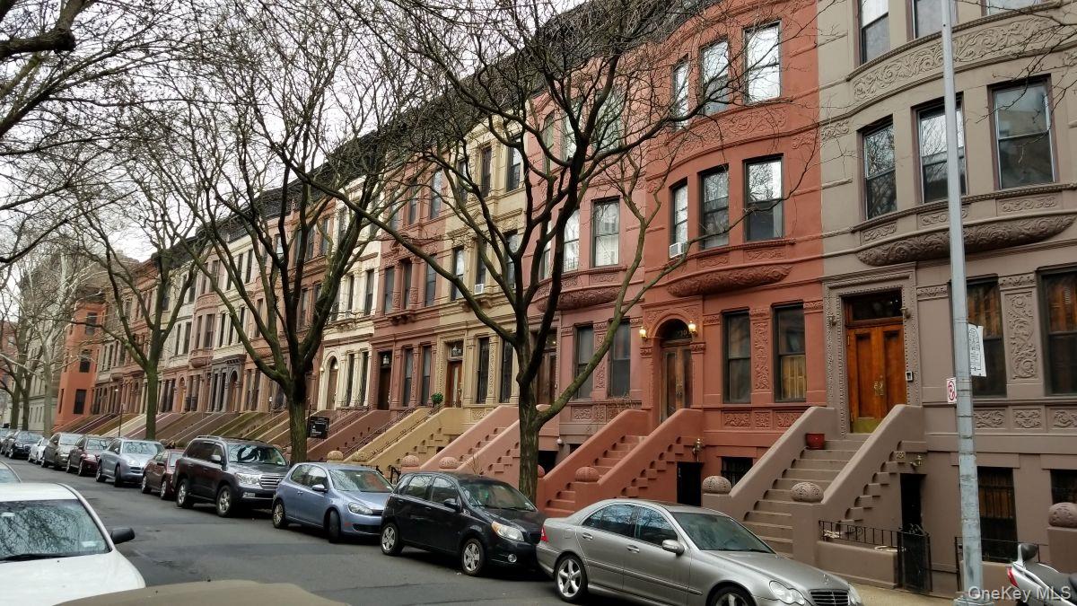 235 W 137th Street # 1F, New York (Manhattan), NY 10030