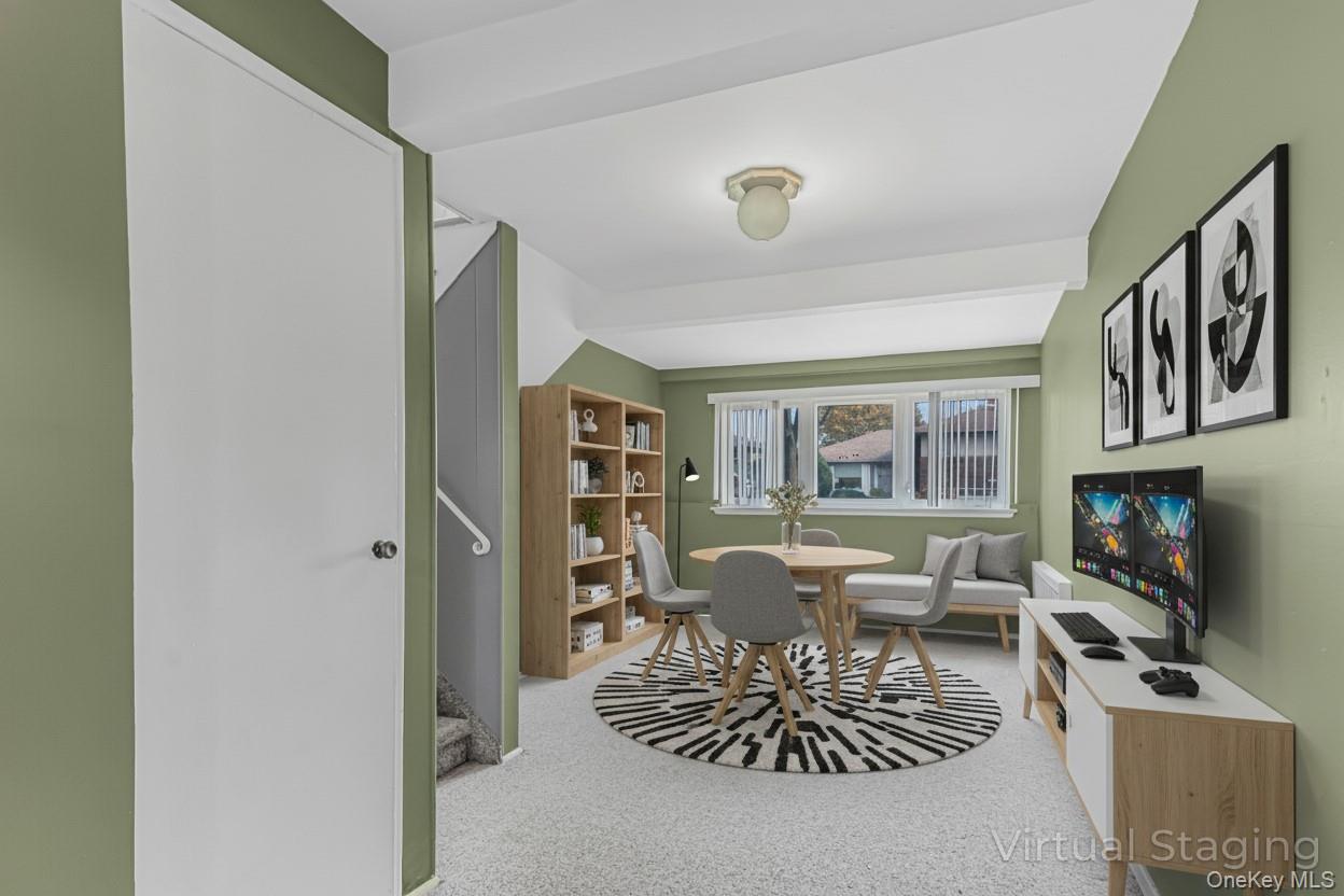 2 Deer Path Lane, Syosset, NY 11791