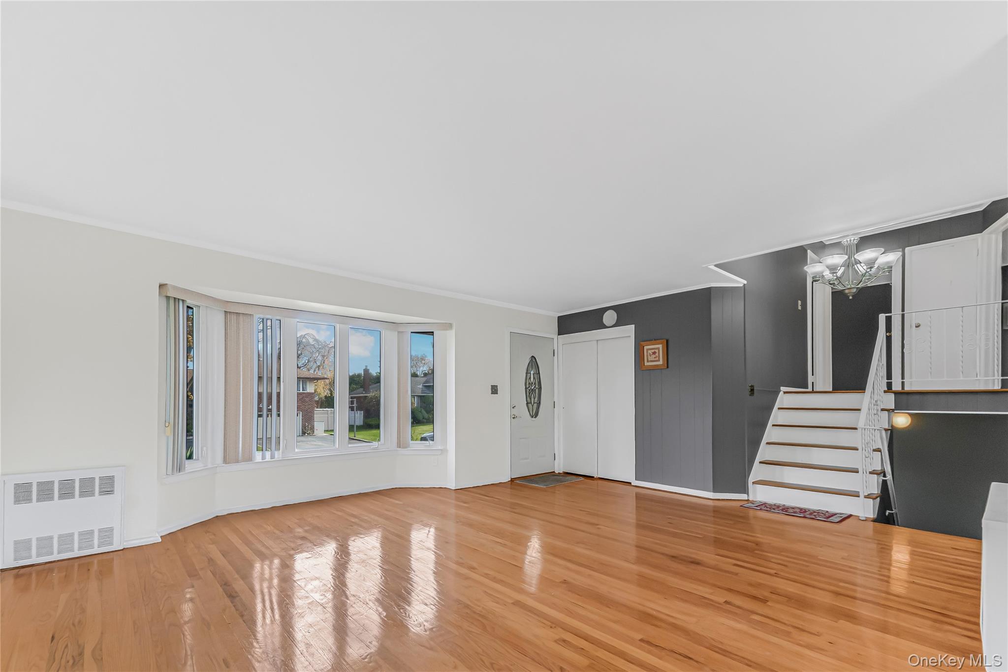 2 Deer Path Lane, Syosset, NY 11791