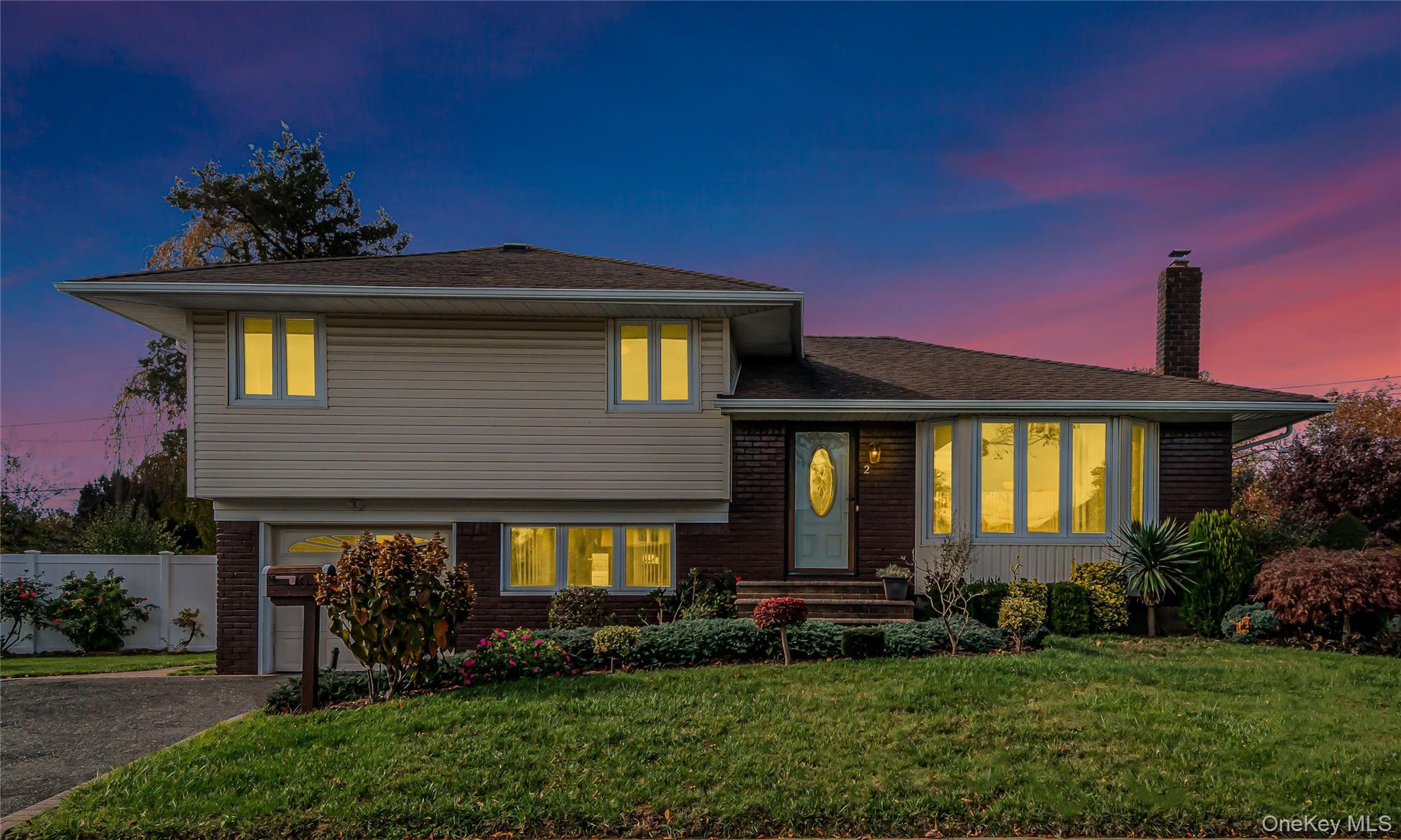 2 Deer Path Lane, Syosset, NY 11791