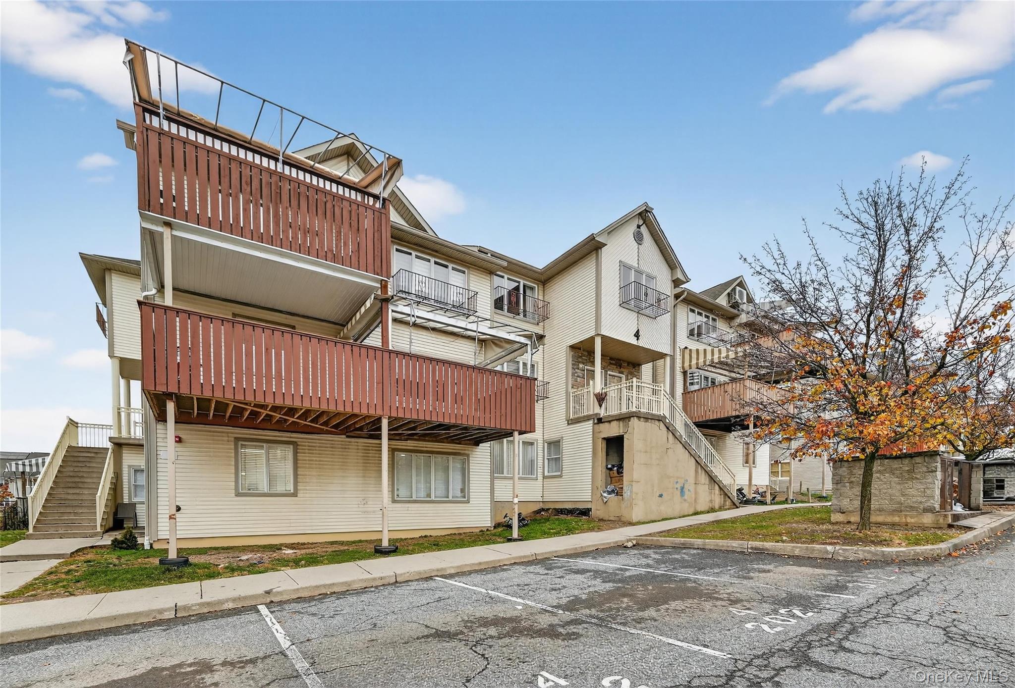 4 Toltchav Way # 102, Monroe, NY 10950