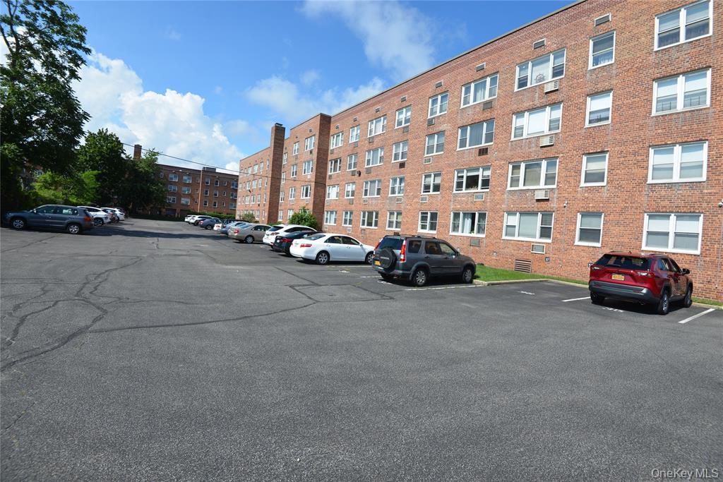 100 S Ocean Avenue S # 3U, Freeport, NY 11520