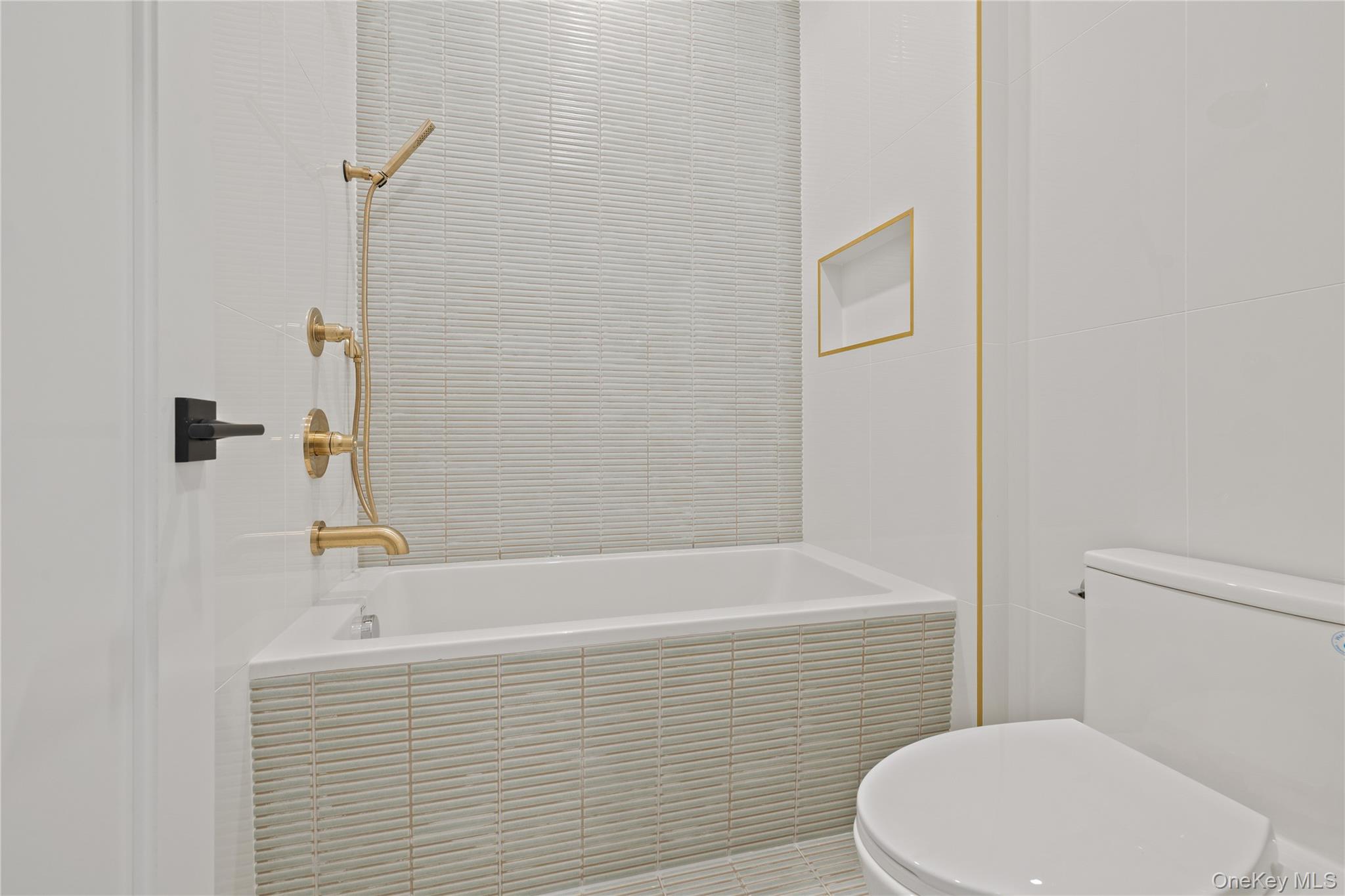 15 Ridge Avenue # 206, Spring Valley, NY 10977