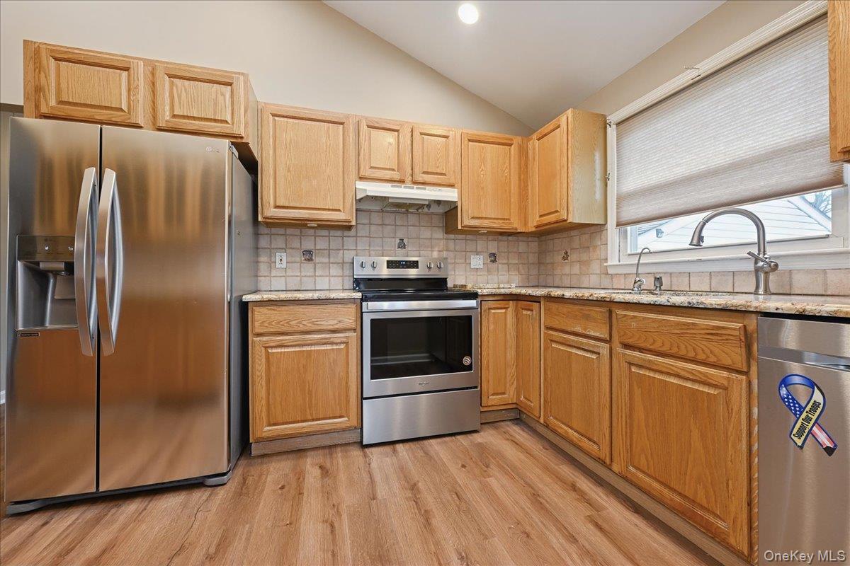 331 N Michigan Avenue, Massapequa, NY 11758