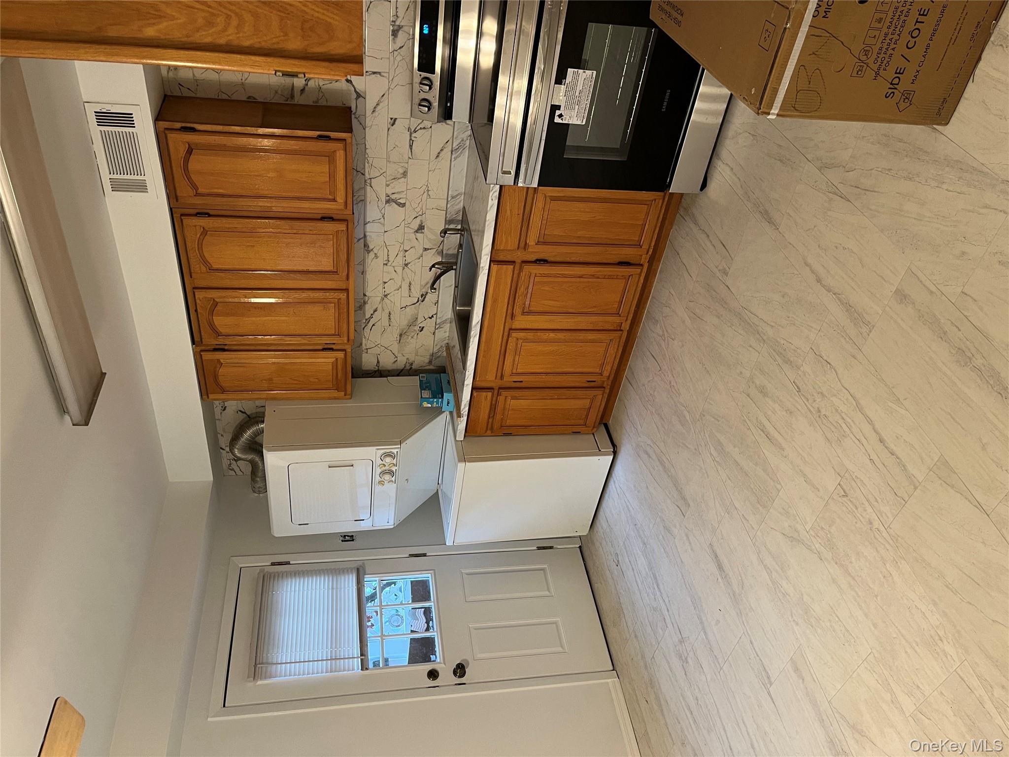 429 E Park Avenue # First Level, Long Beach, NY 11561