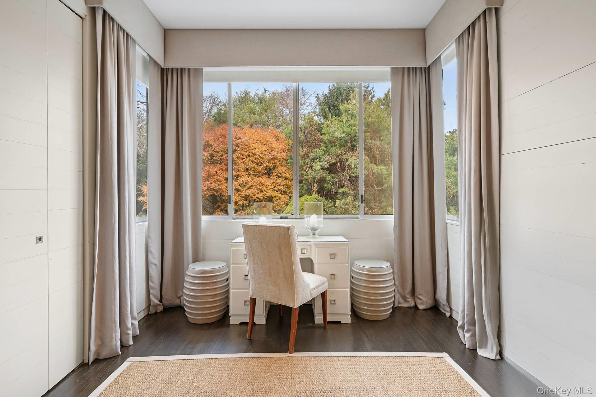 212 Upper Seven Ponds Road, Water Mill, NY 11976