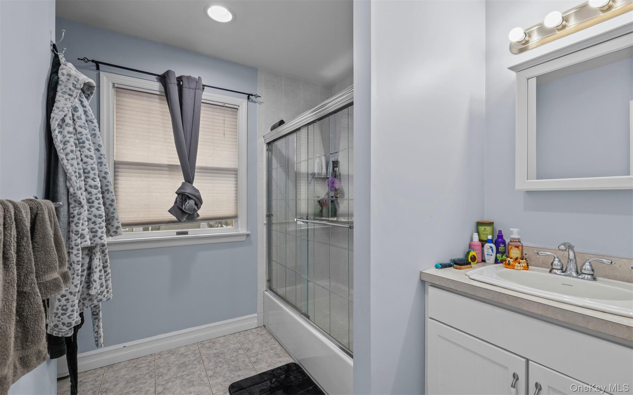 2 Smith Street, Deer Park, NY 11729